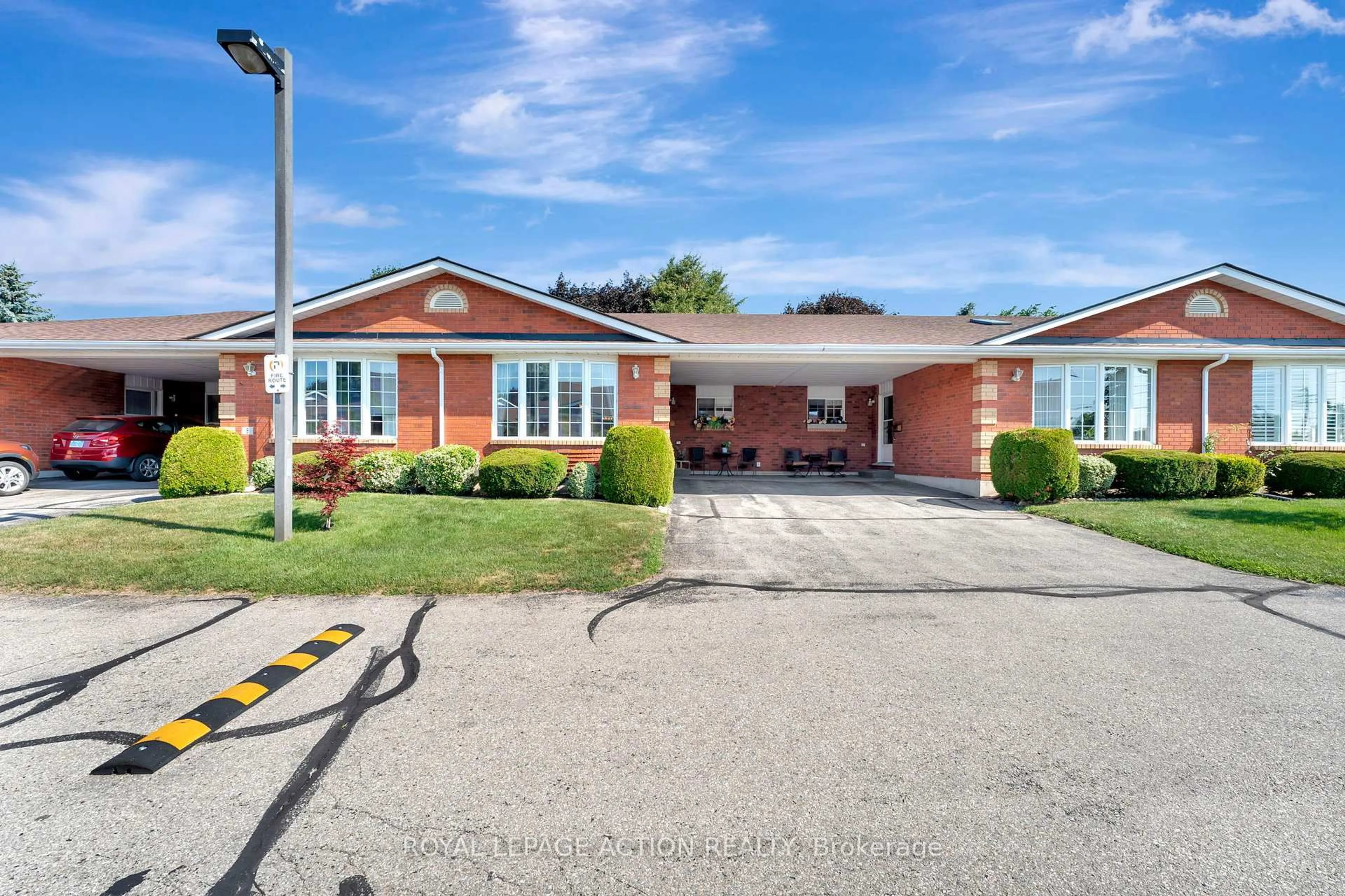 Unknown for 20 Courtland Dr #9, Brantford Ontario N3R 7Y2