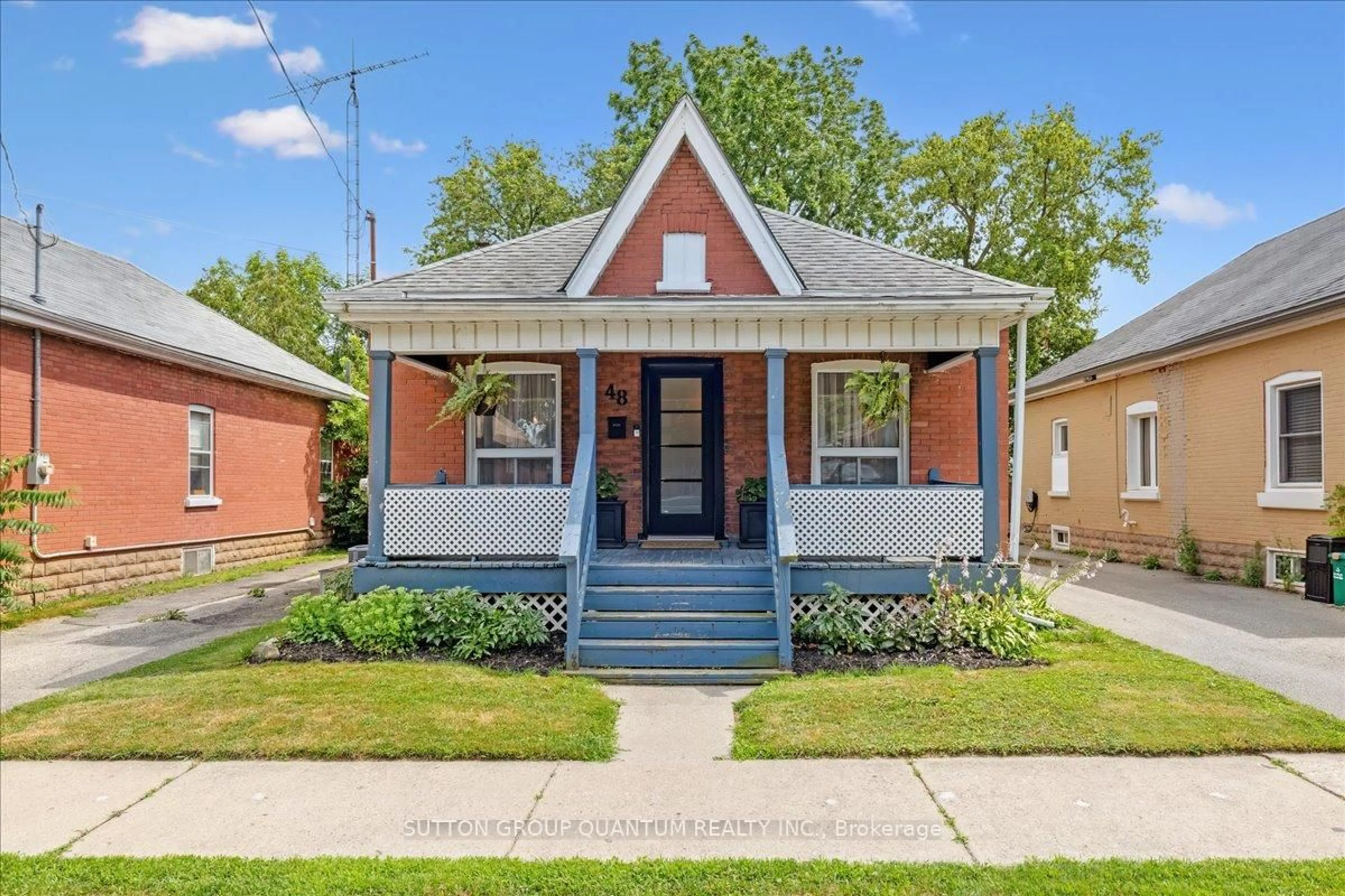 Home with brick exterior material, street for 48 Aberdeen Ave, Brantford Ontario N3S 1R8