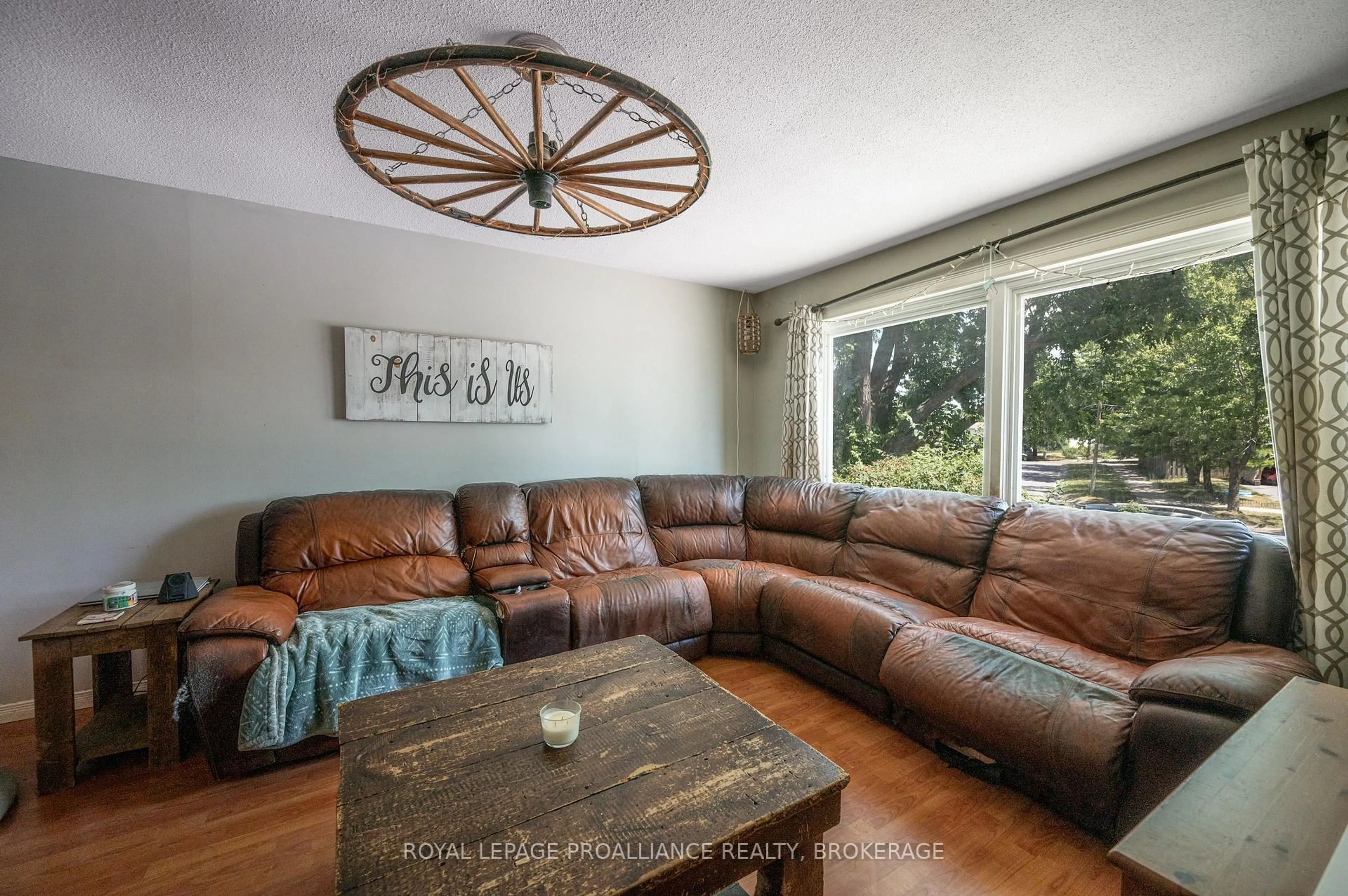 Living room with furniture, unknown for 1088 Pinewood Pl, Kingston Ontario K7P 1L1