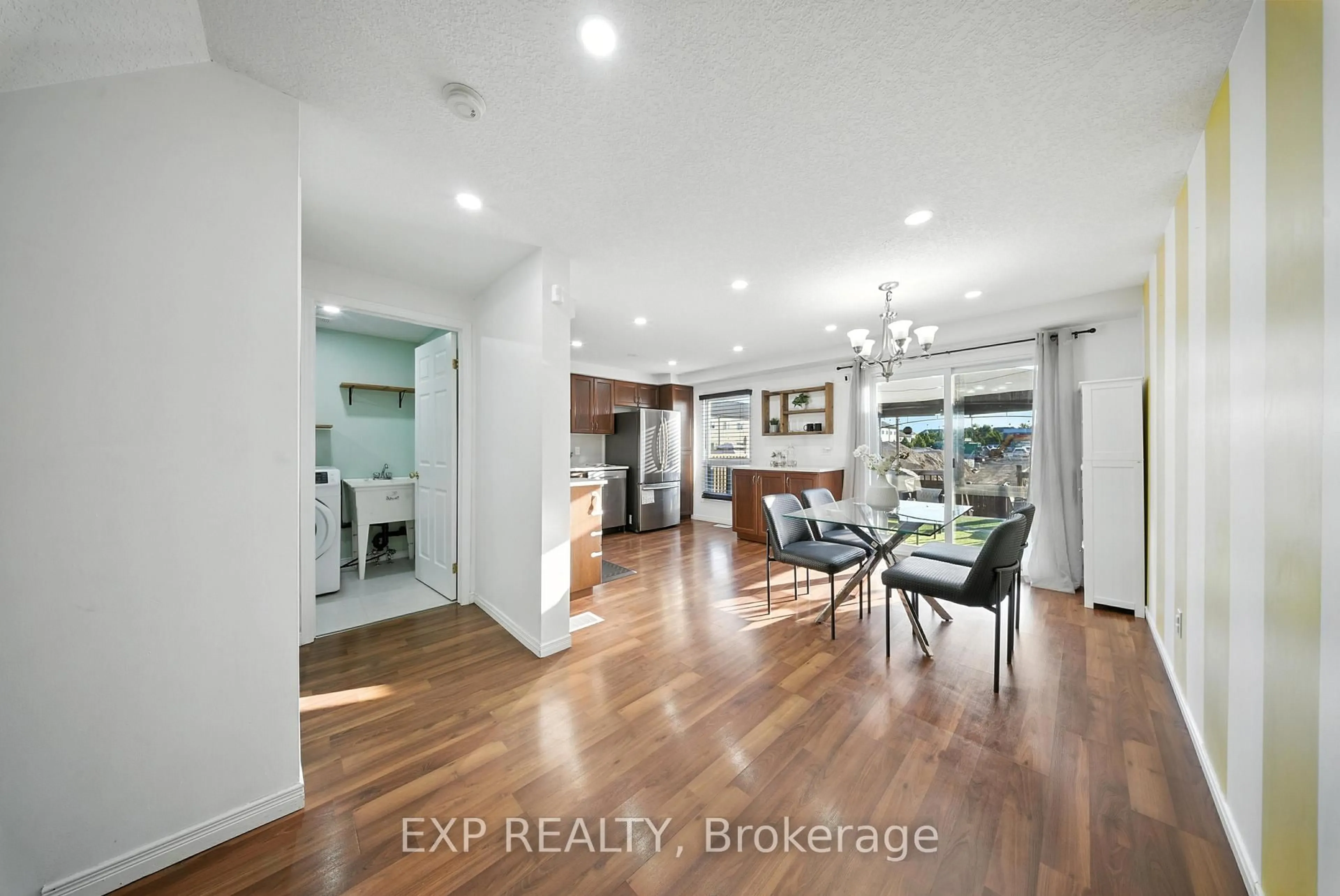 Open concept kitchen, ceramic/tile floor for 15 Corsica St, Kitchener Ontario N2R 1Y1