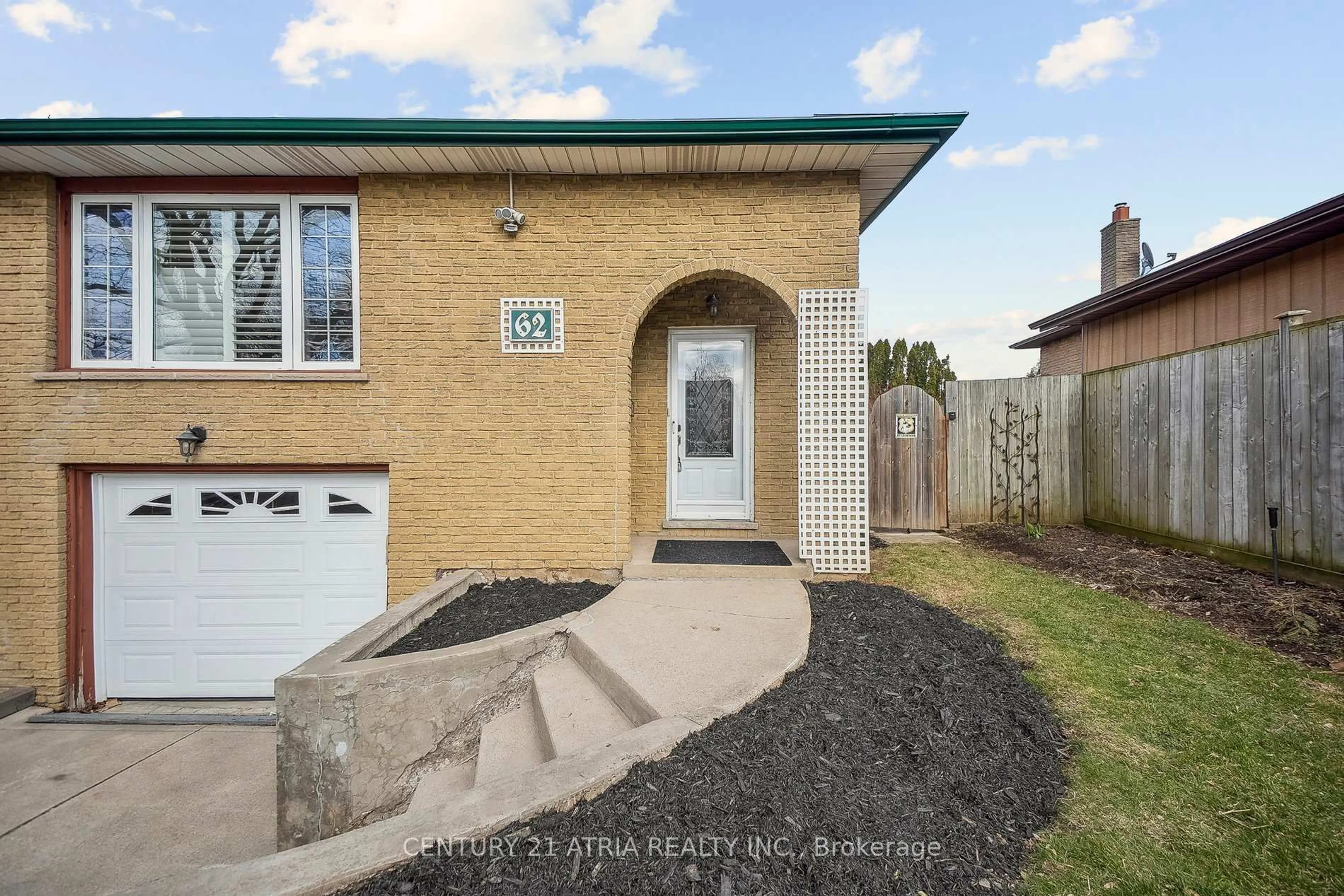 Home with brick exterior material, street for 62 Guildwood Dr, Hamilton Ontario L9C 6S4