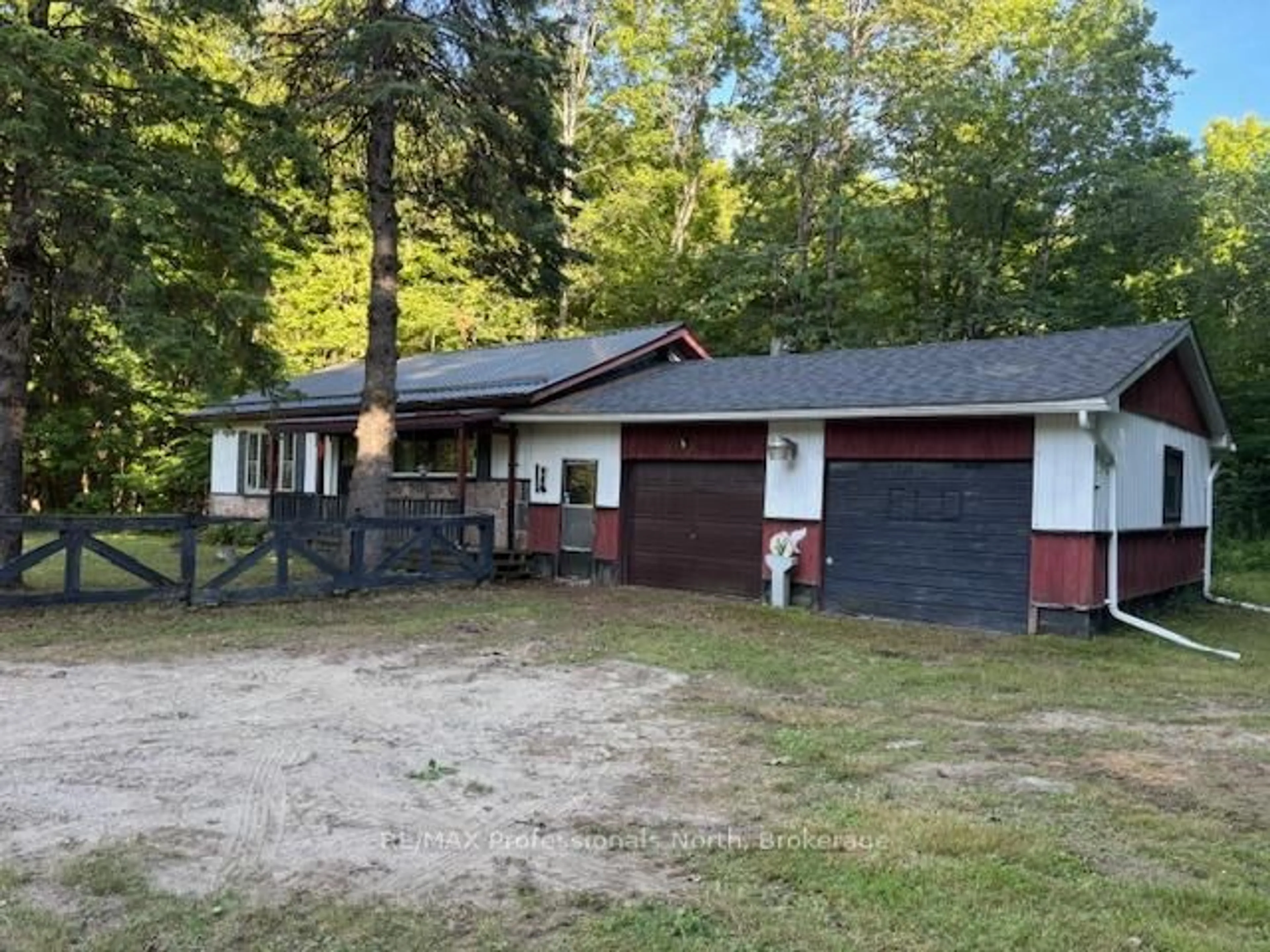 A pic from outside/outdoor area/front of a property/back of a property/a pic from drone, unknown for 1078 South Lake Rd, Minden Hills Ontario K0M 2K0