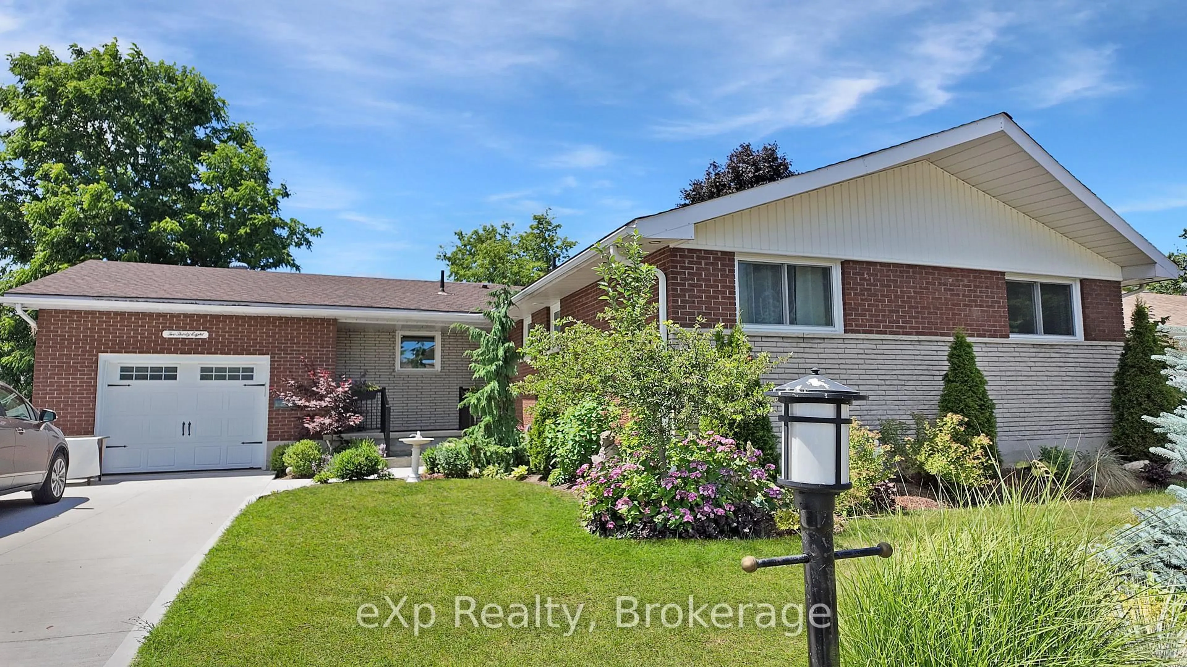 Home with brick exterior material, street for 238 4th Ave, Hanover Ontario N4N 2B5