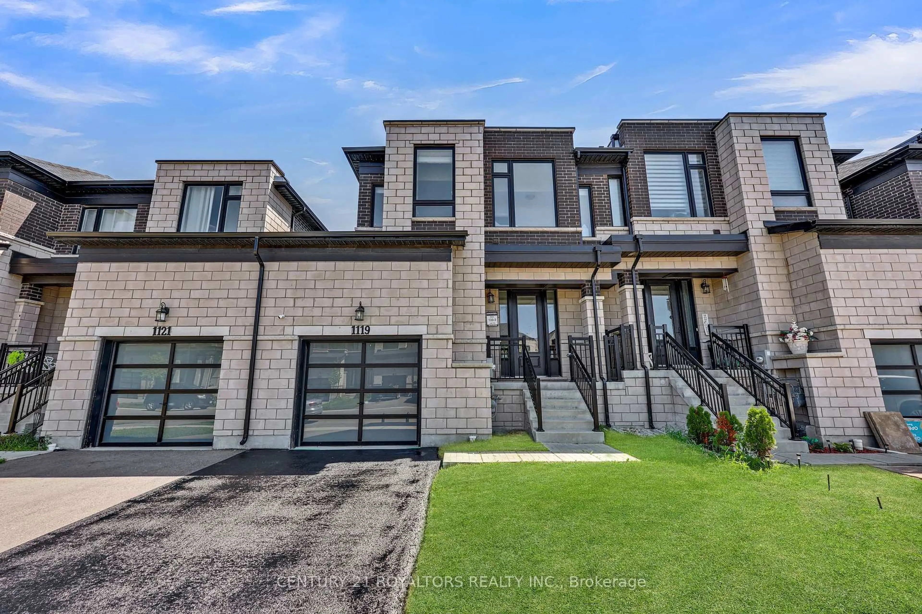 Home with brick exterior material, street for 1119 Edinburgh Dr, Woodstock Ontario N4T 0M2