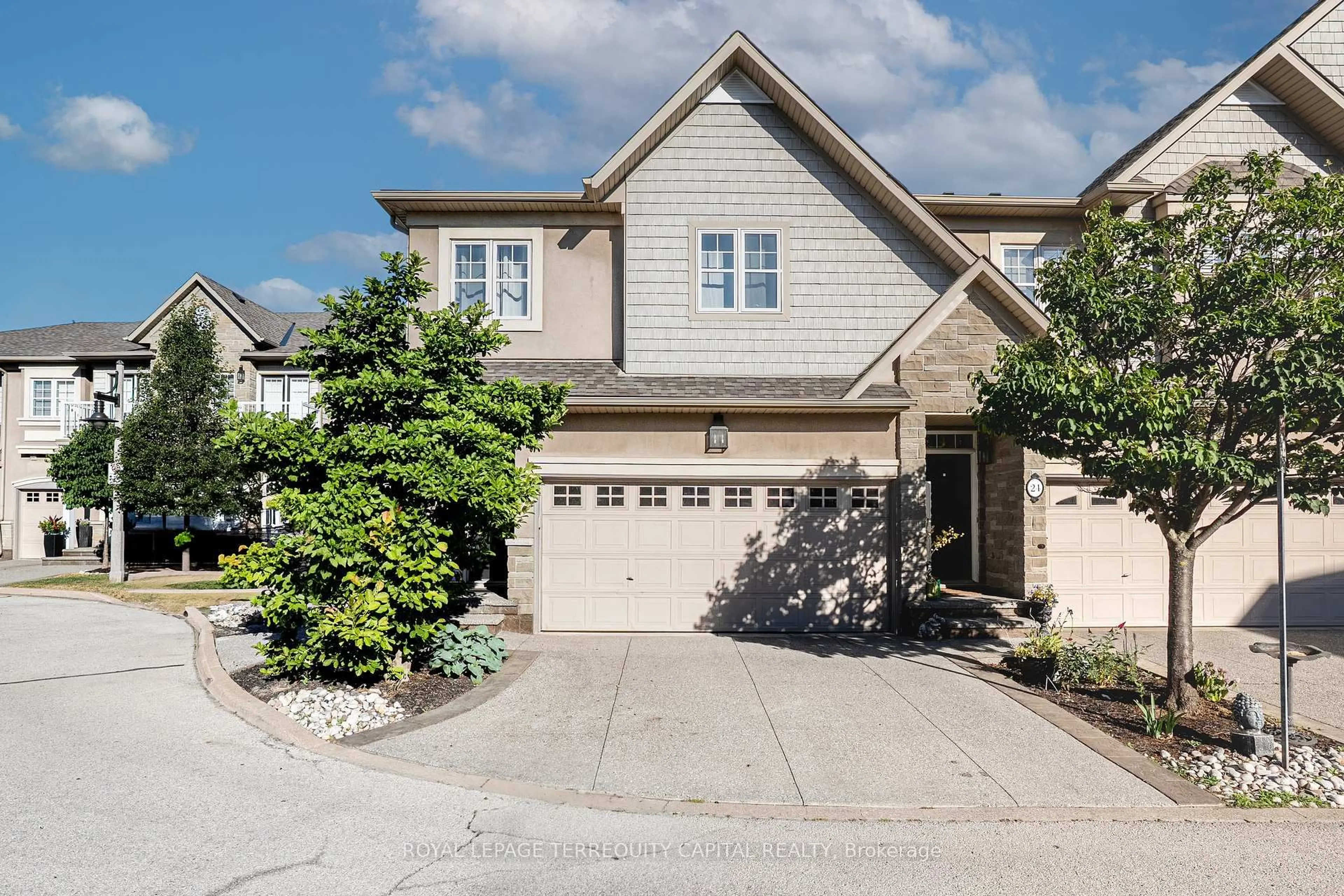 Unknown for 31 Sunvale Pl #25, Hamilton Ontario L8E 4Z6