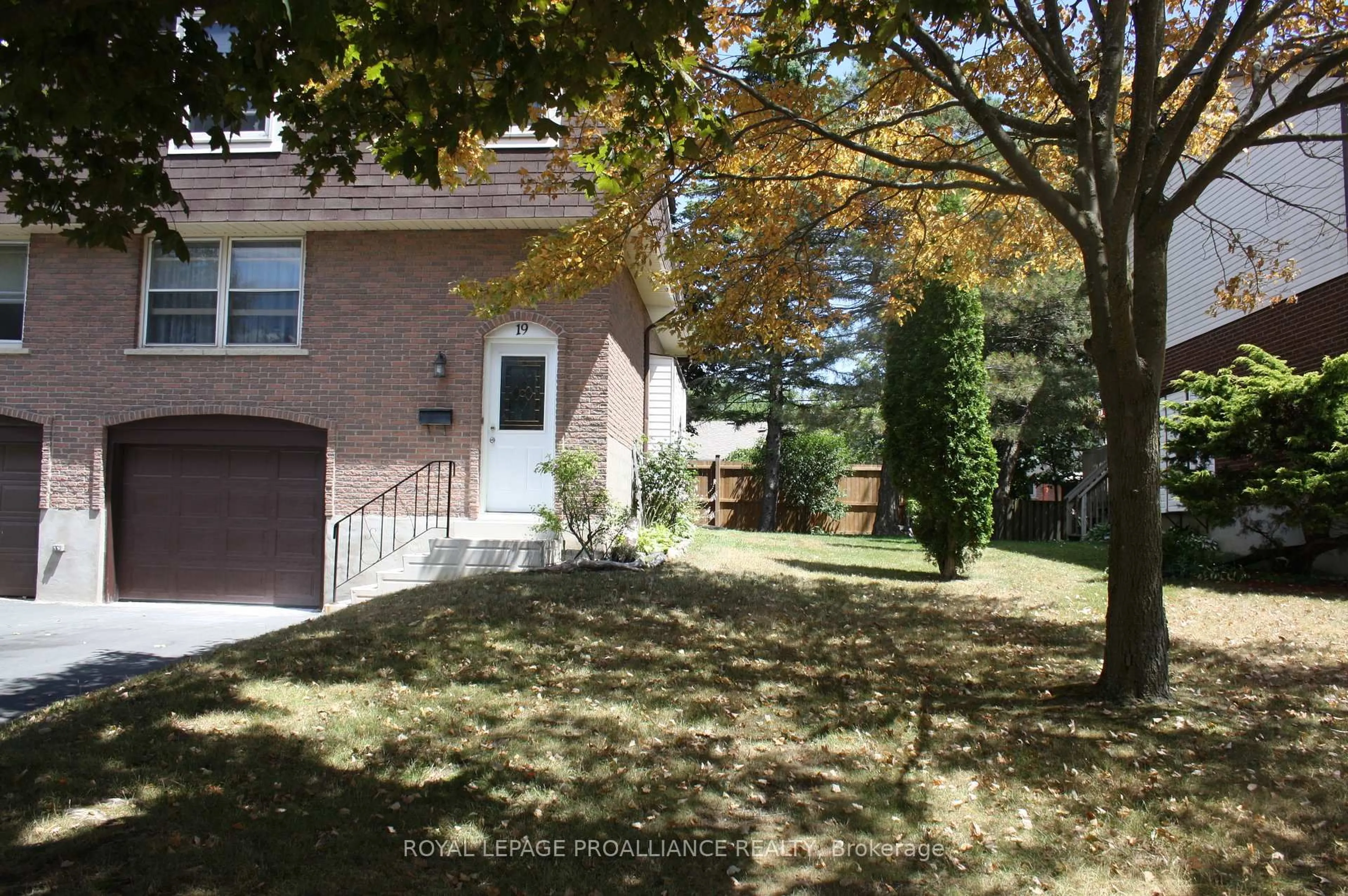 Unknown for 19 O'Hare St, Belleville Ontario K8P 4R9
