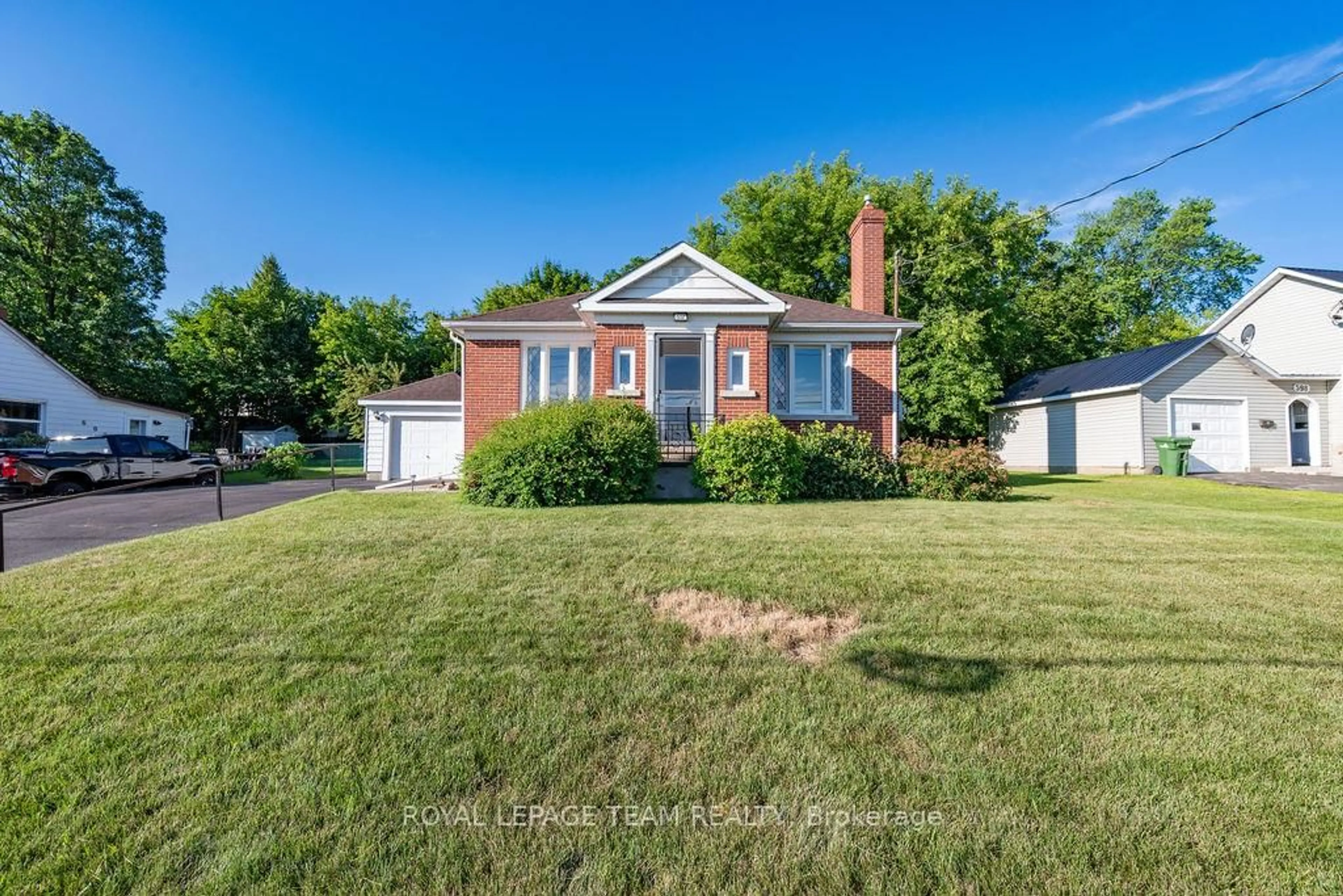 Home with brick exterior material, street for 602 Pembroke St, Pembroke Ontario K8A 3L6