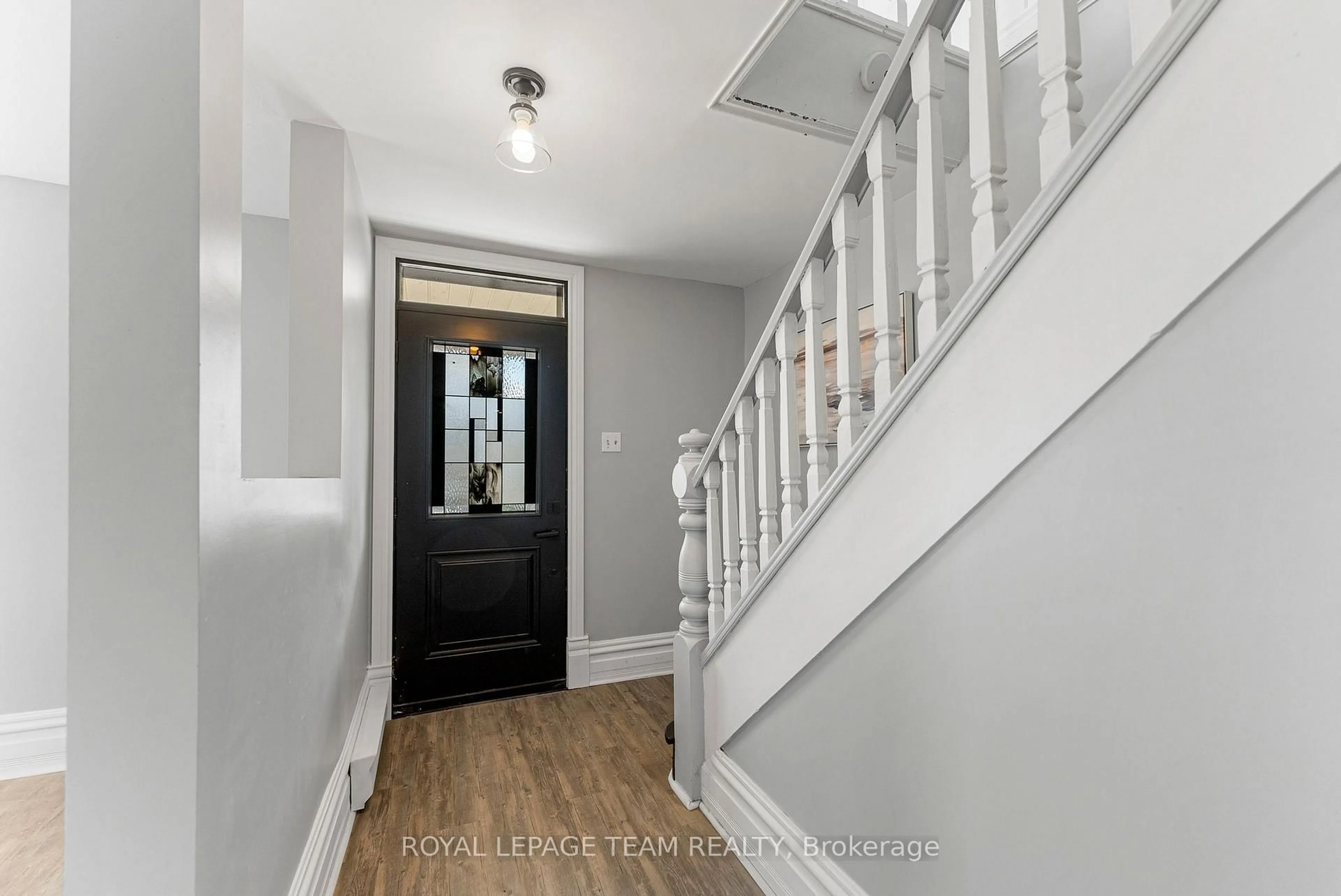 Unknown for 47 Bonnechere St, Renfrew Ontario K7V 1Y8
