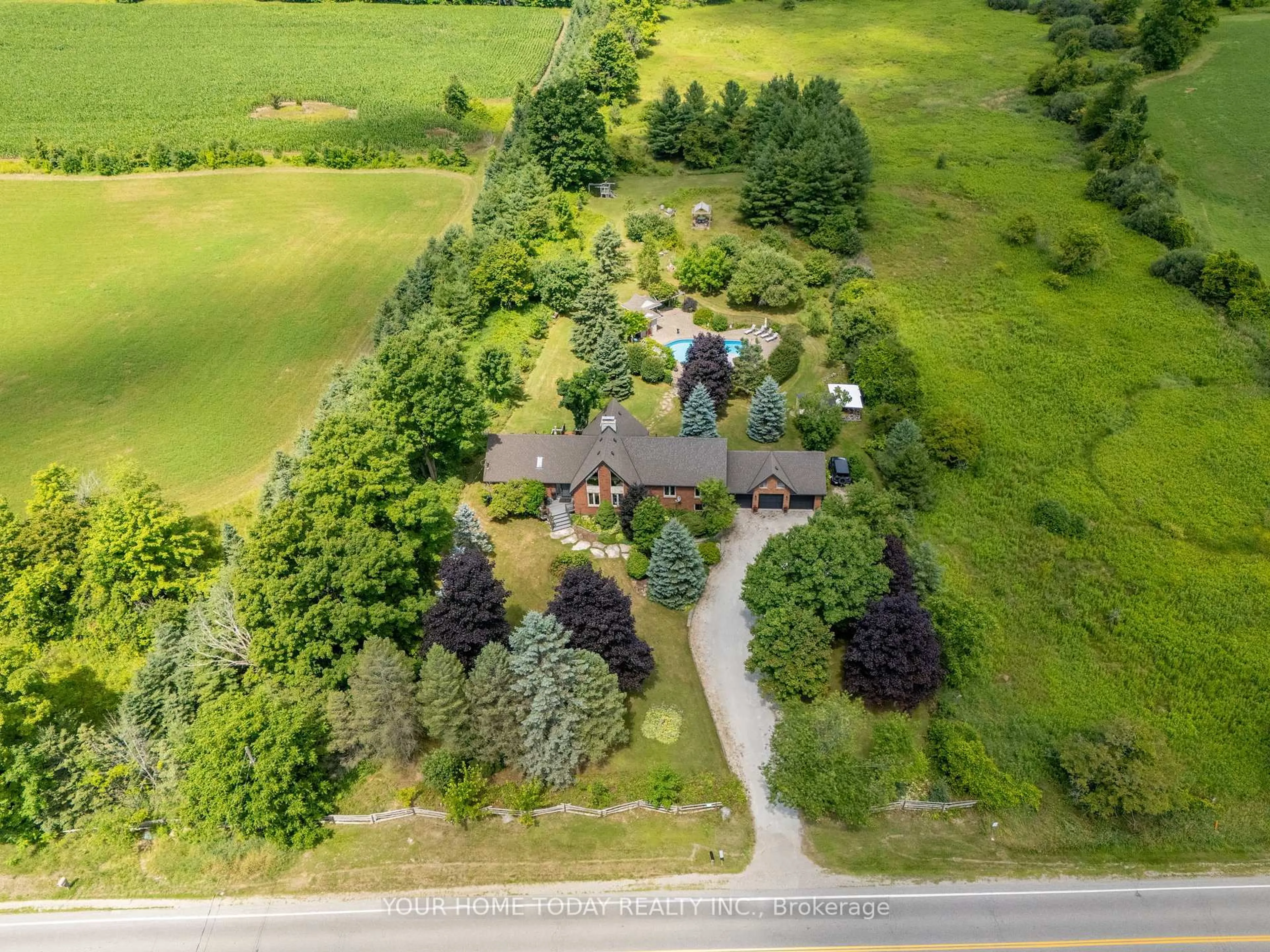 A pic from outside/outdoor area/front of a property/back of a property/a pic from drone, street for 9542 Wellington  42 Rd, Erin Ontario L7G 4S8