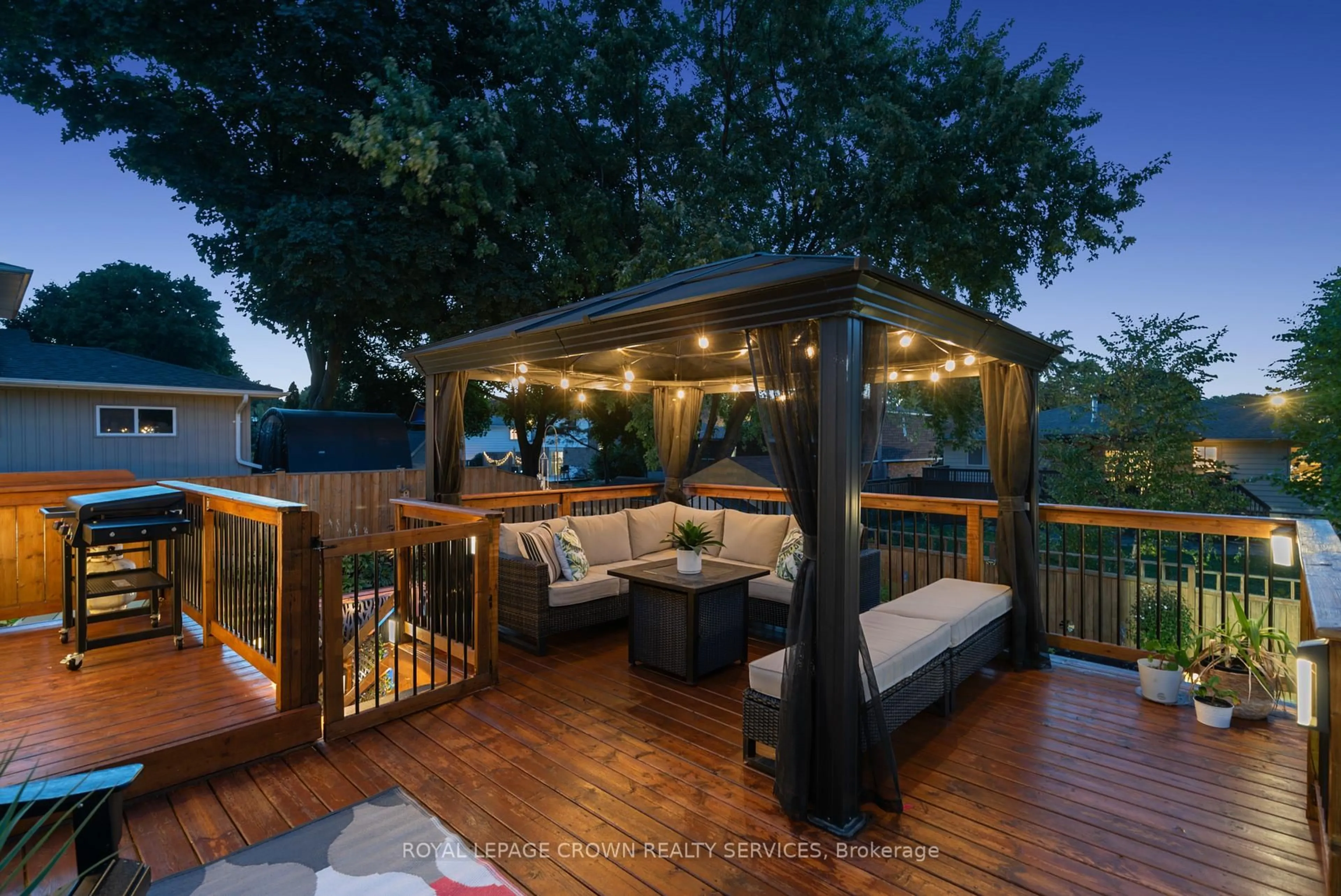 Patio, water/lake/river/ocean view for 349 Winston Blvd, Cambridge Ontario N3C 3C4