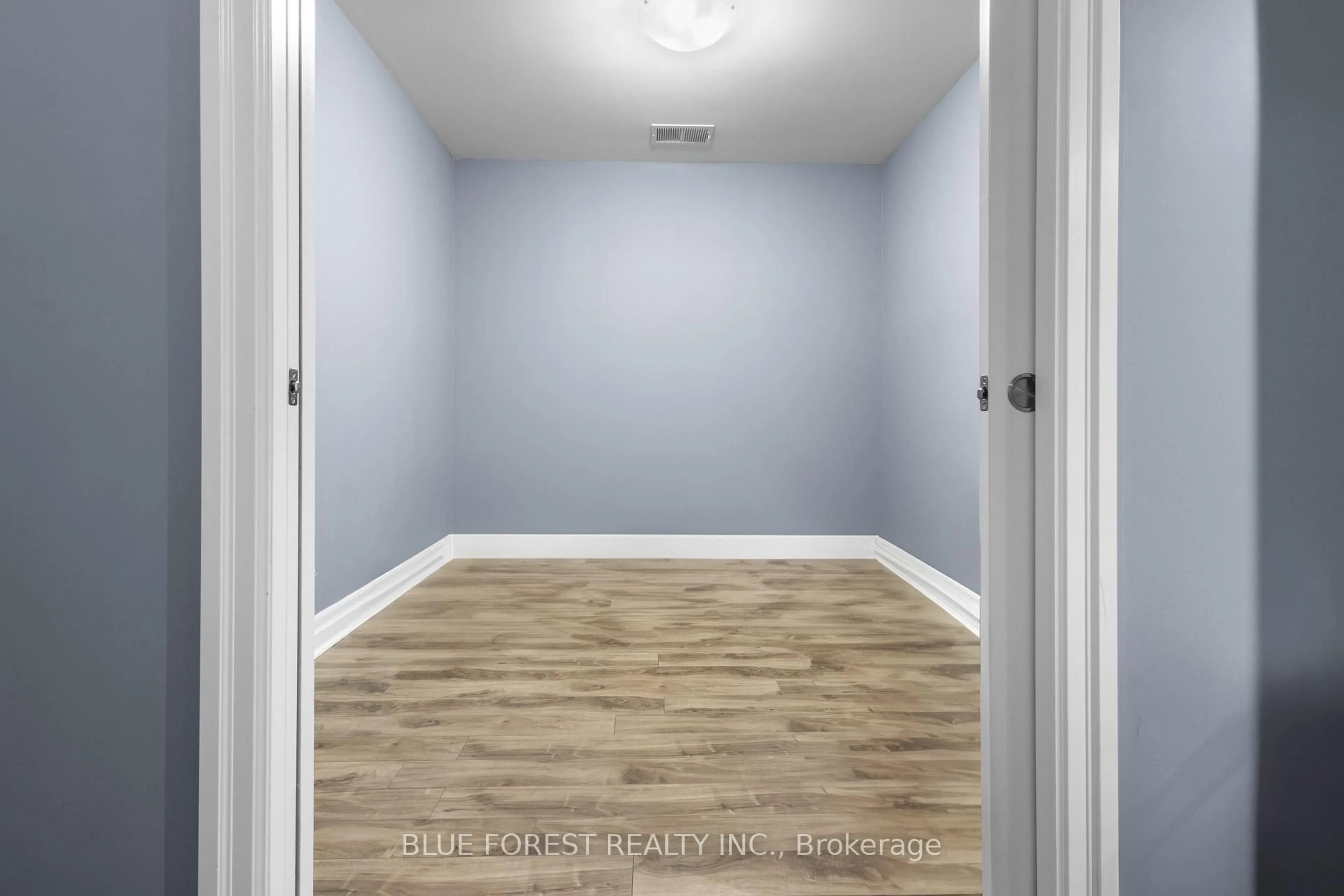 A pic of a room for 505 Talbot St #1508, London East Ontario N6A 2S6