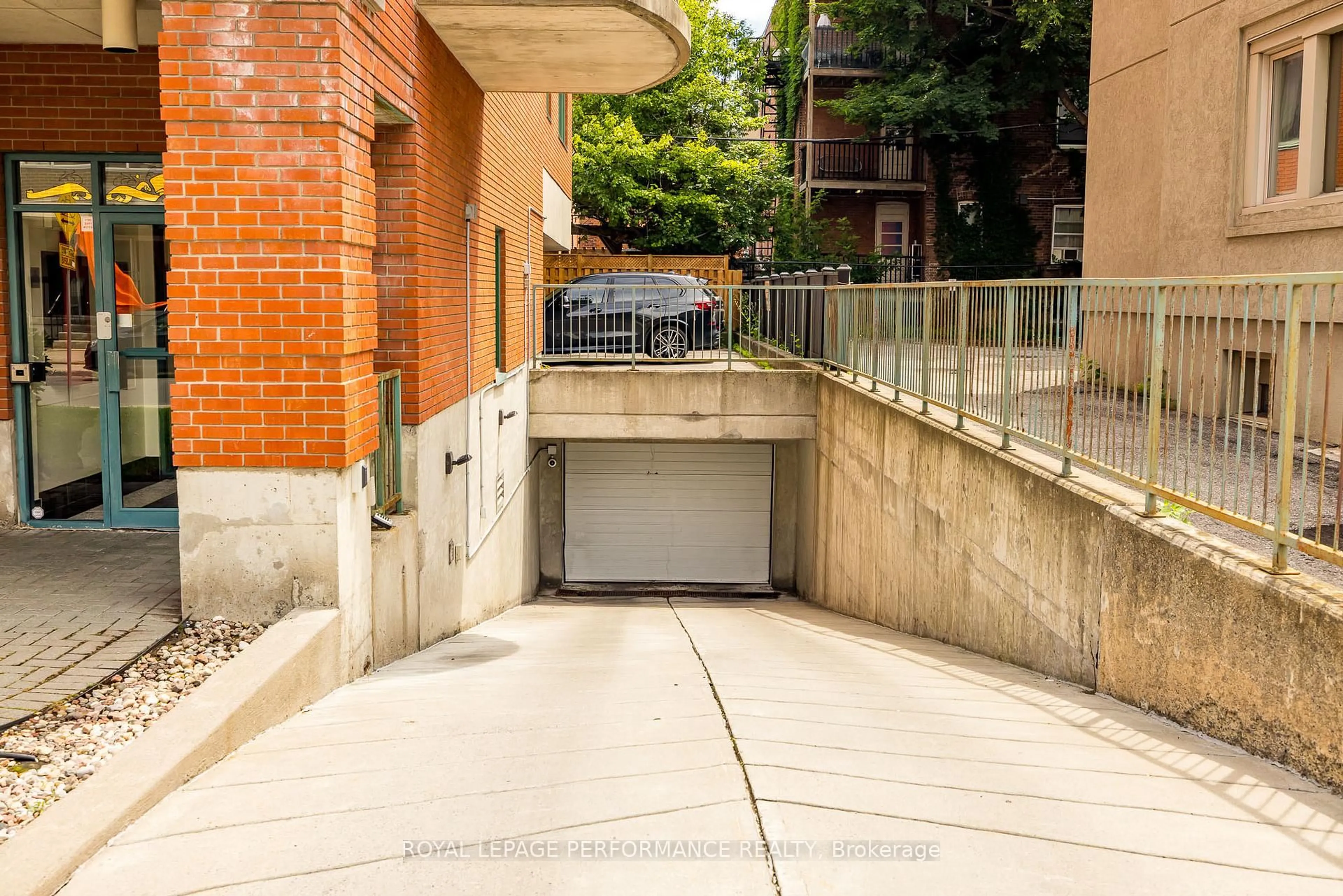 Patio, street for 344 Waverley St #503, Ottawa Ontario K2P 0W5
