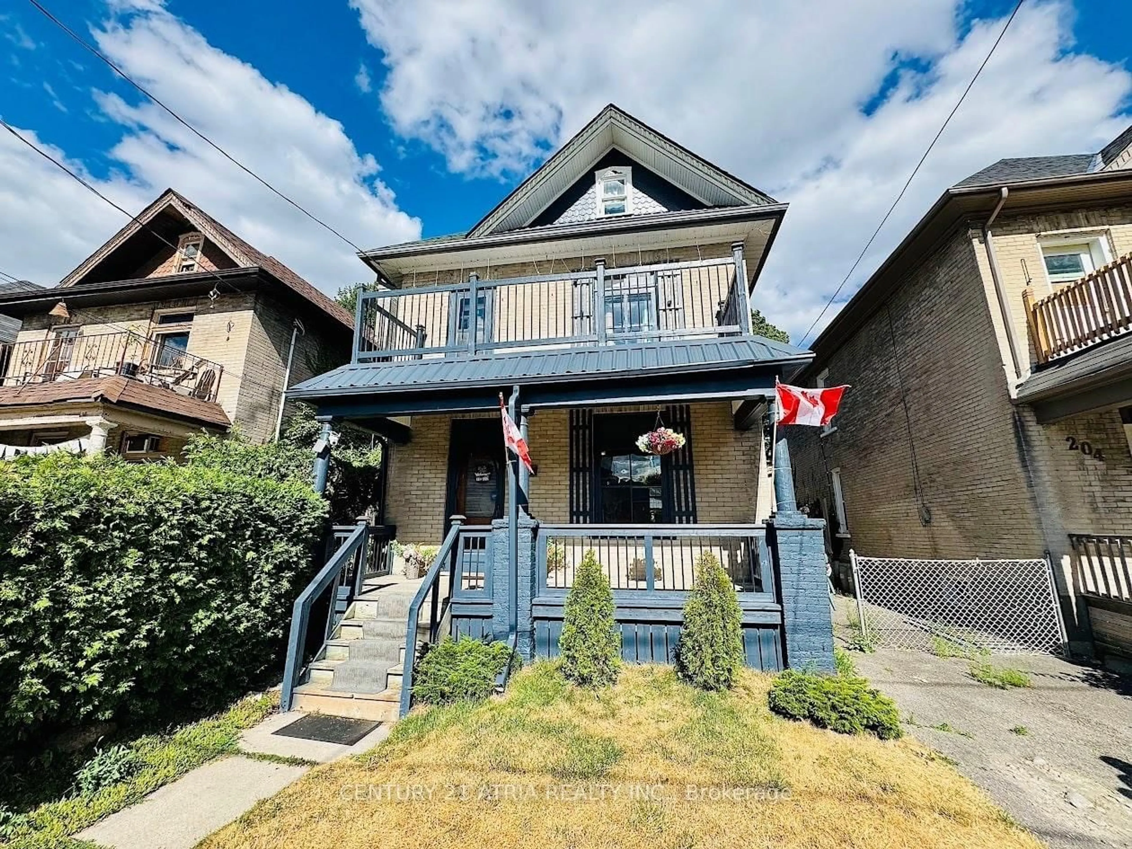 Unknown for 208 Park St, Peterborough Central Ontario K9J 3P8