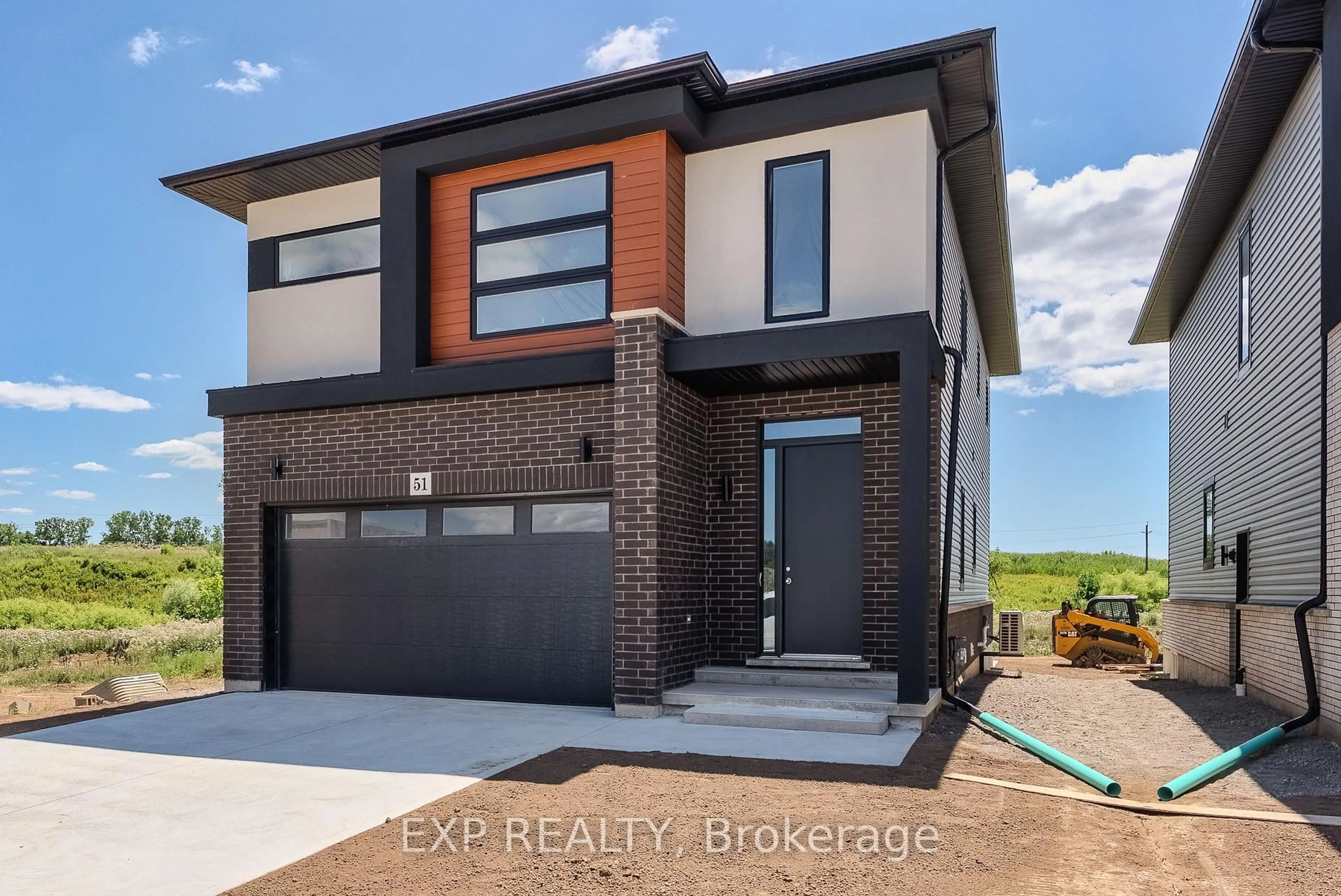 Home with brick exterior material, street for 51 Alicia Cres, Thorold Ontario L2V 0M1