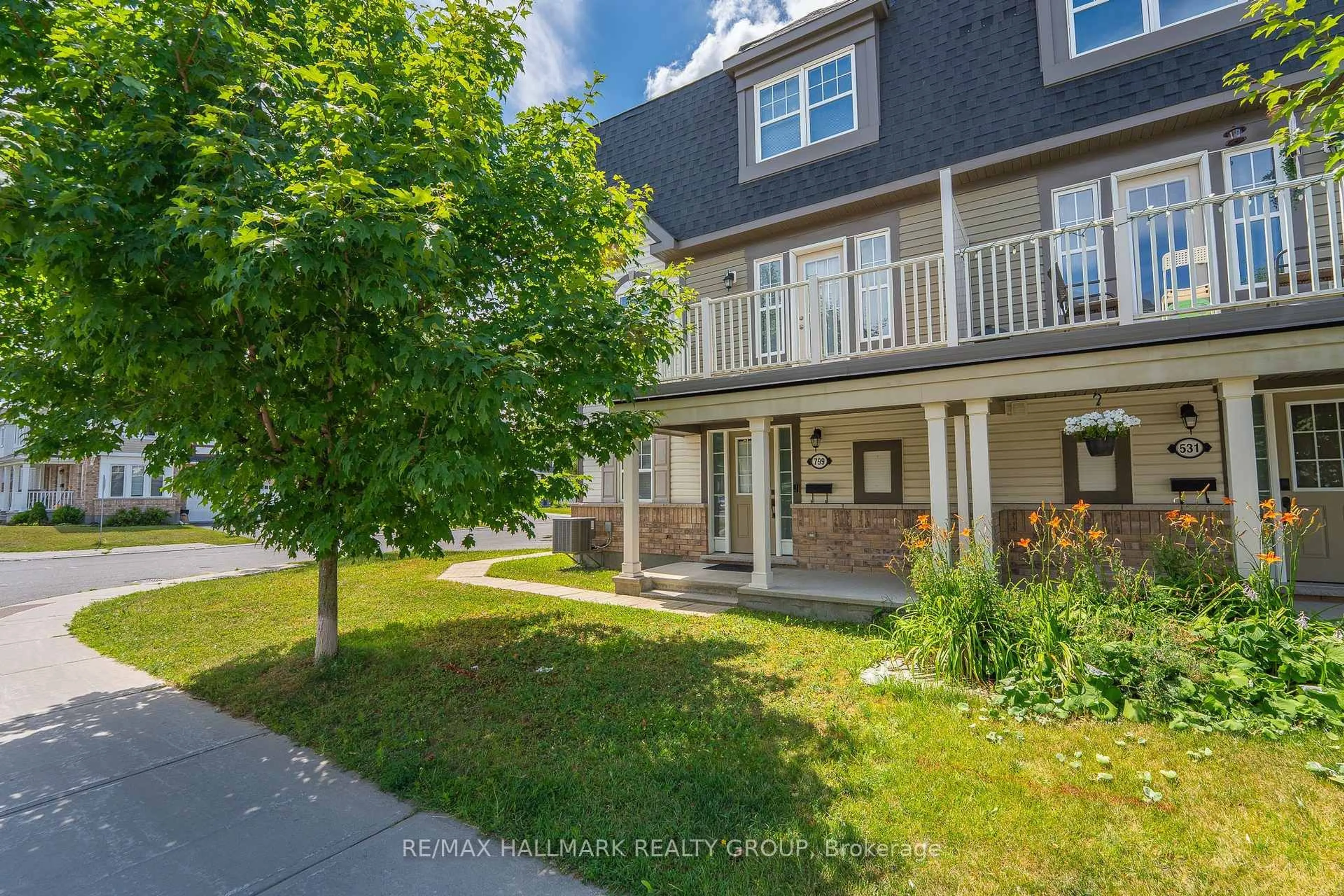 Unknown for 799 Mayfly Cres, Ottawa Ontario K2J 6C7