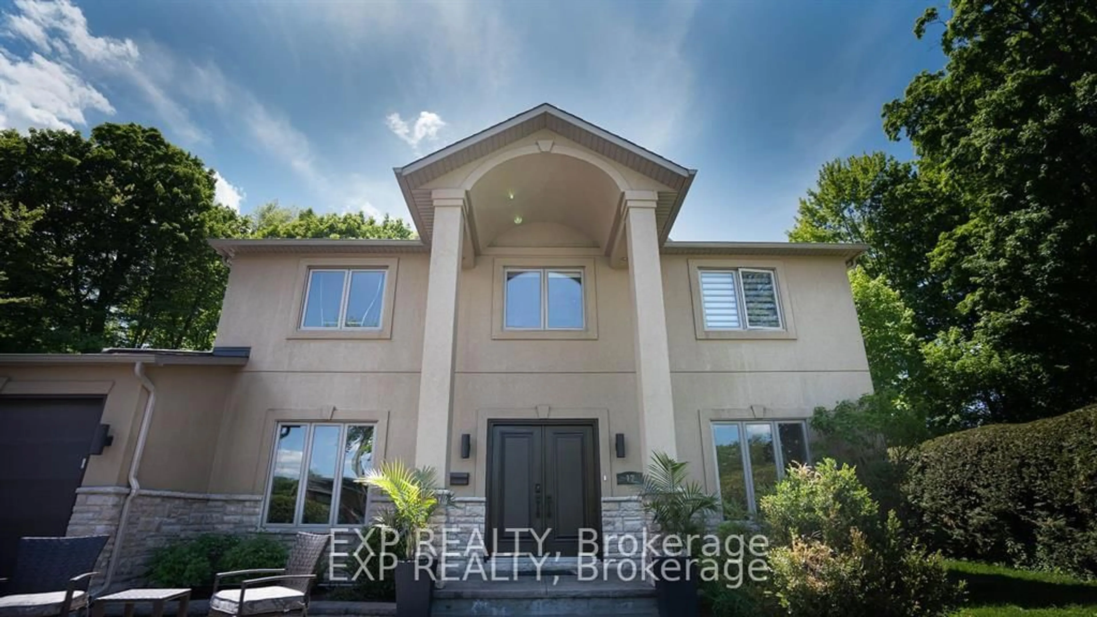 Unknown for 17 Chesswood Crt, Ottawa Ontario K2E 7E3