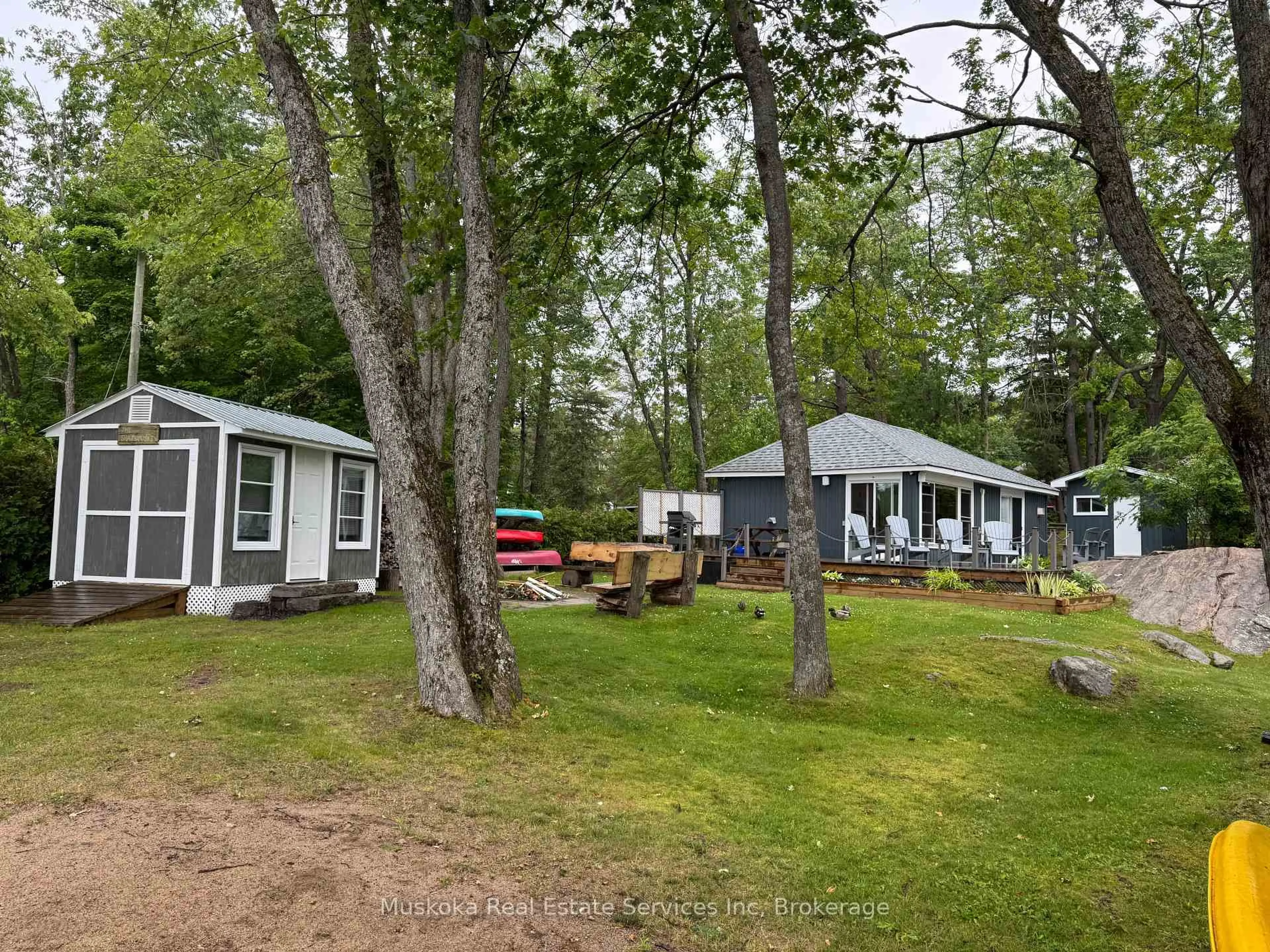 A pic from outside/outdoor area/front of a property/back of a property/a pic from drone, unknown for 1188 North Kahshe Lake Rd, Gravenhurst Ontario P0E 1G0