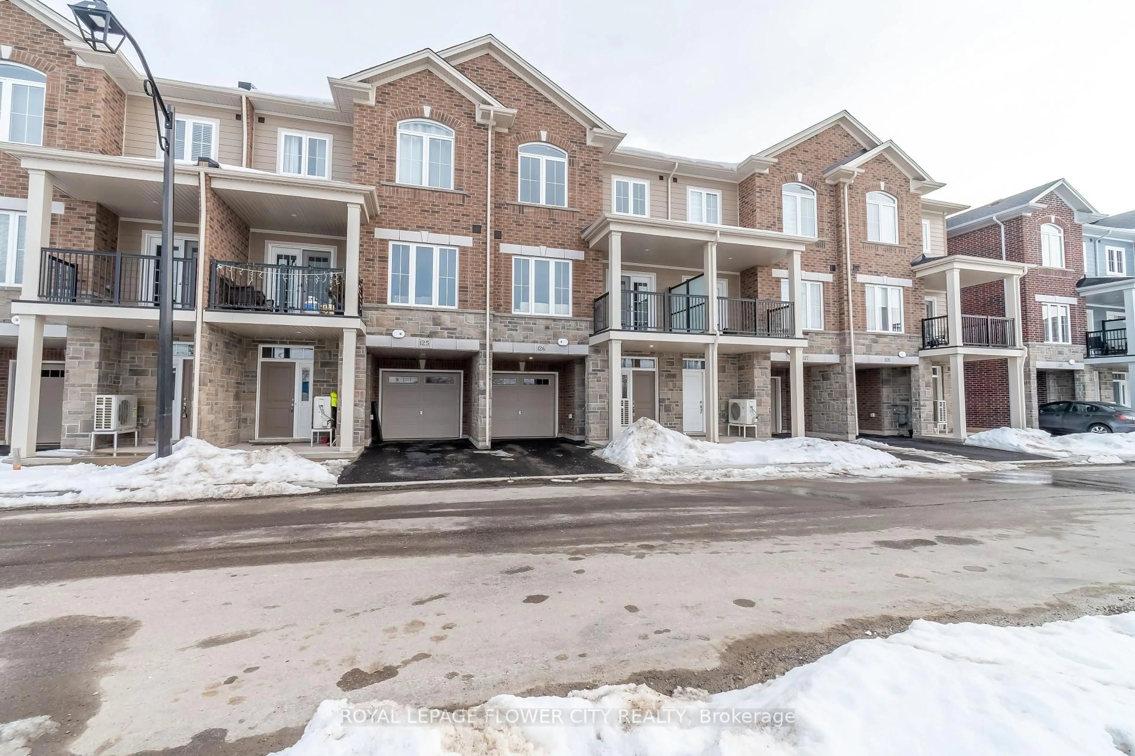 A pic from outside/outdoor area/front of a property/back of a property/a pic from drone, street for 677 Park Rd #126, Brantford Ontario N3R 0A2