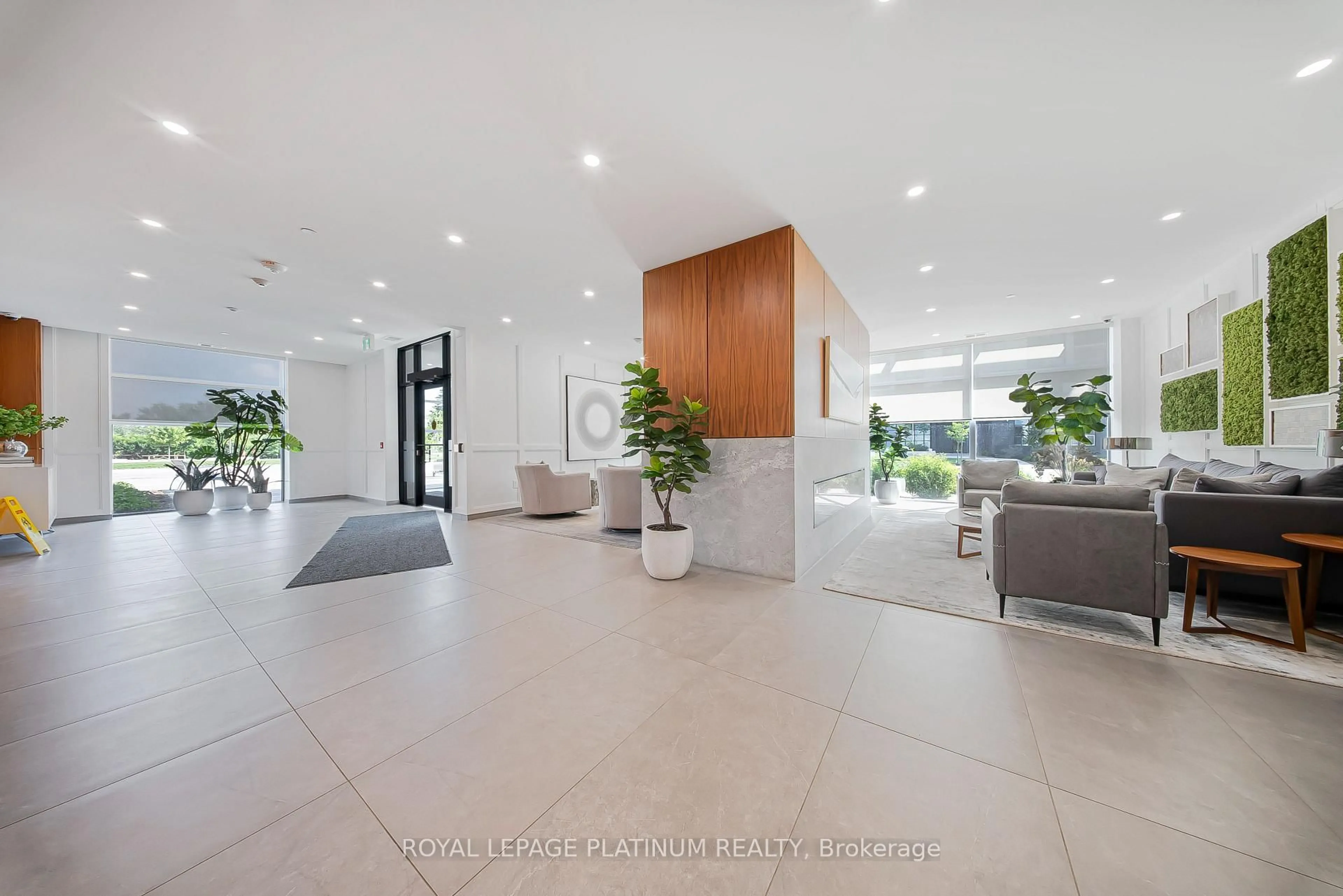 Indoor foyer for 1880 Gordon St #314, Guelph Ontario N1L 0P5