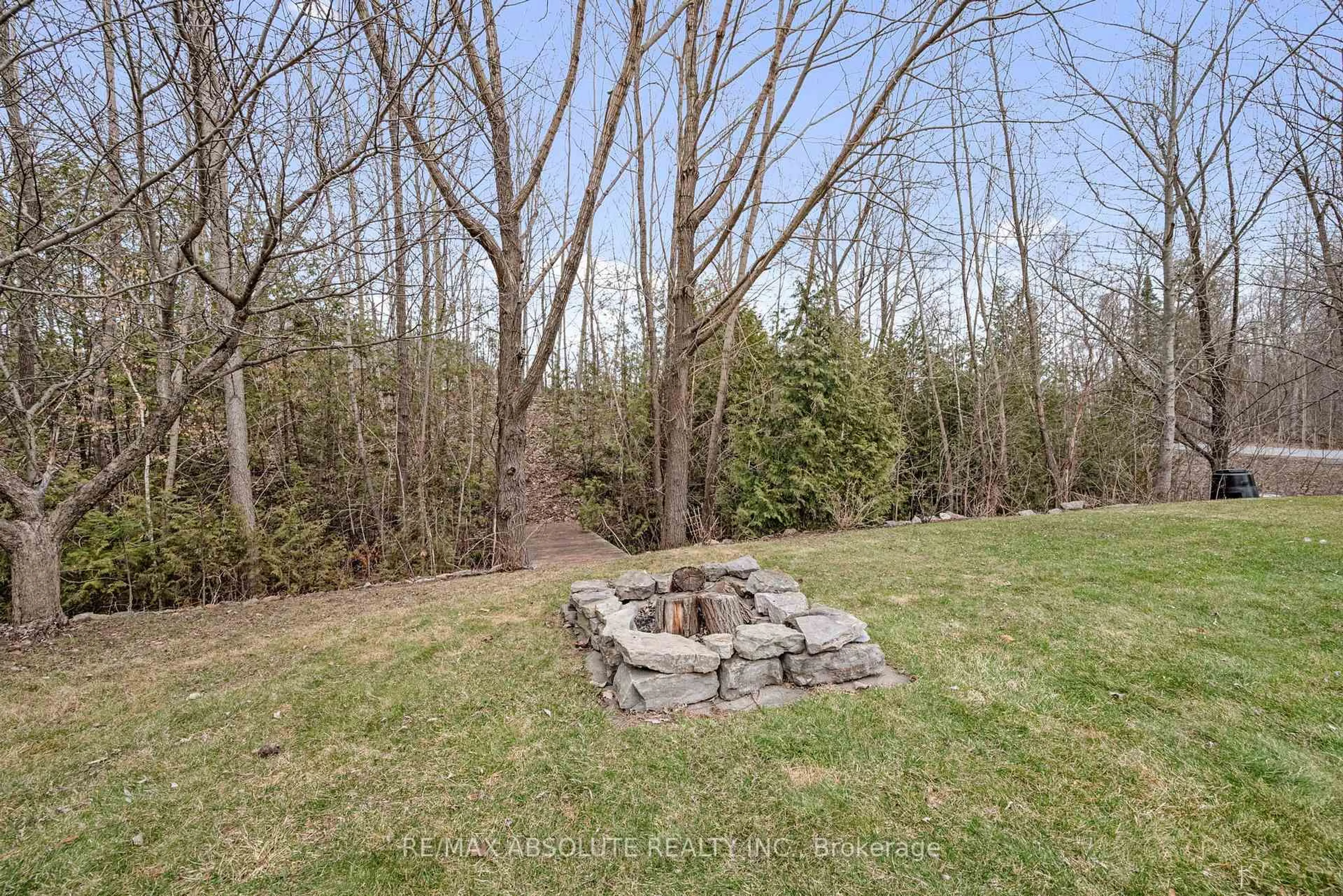 Patio, forest/trees view for 1601 Shauna Cres, Ottawa Ontario K4P 1M8