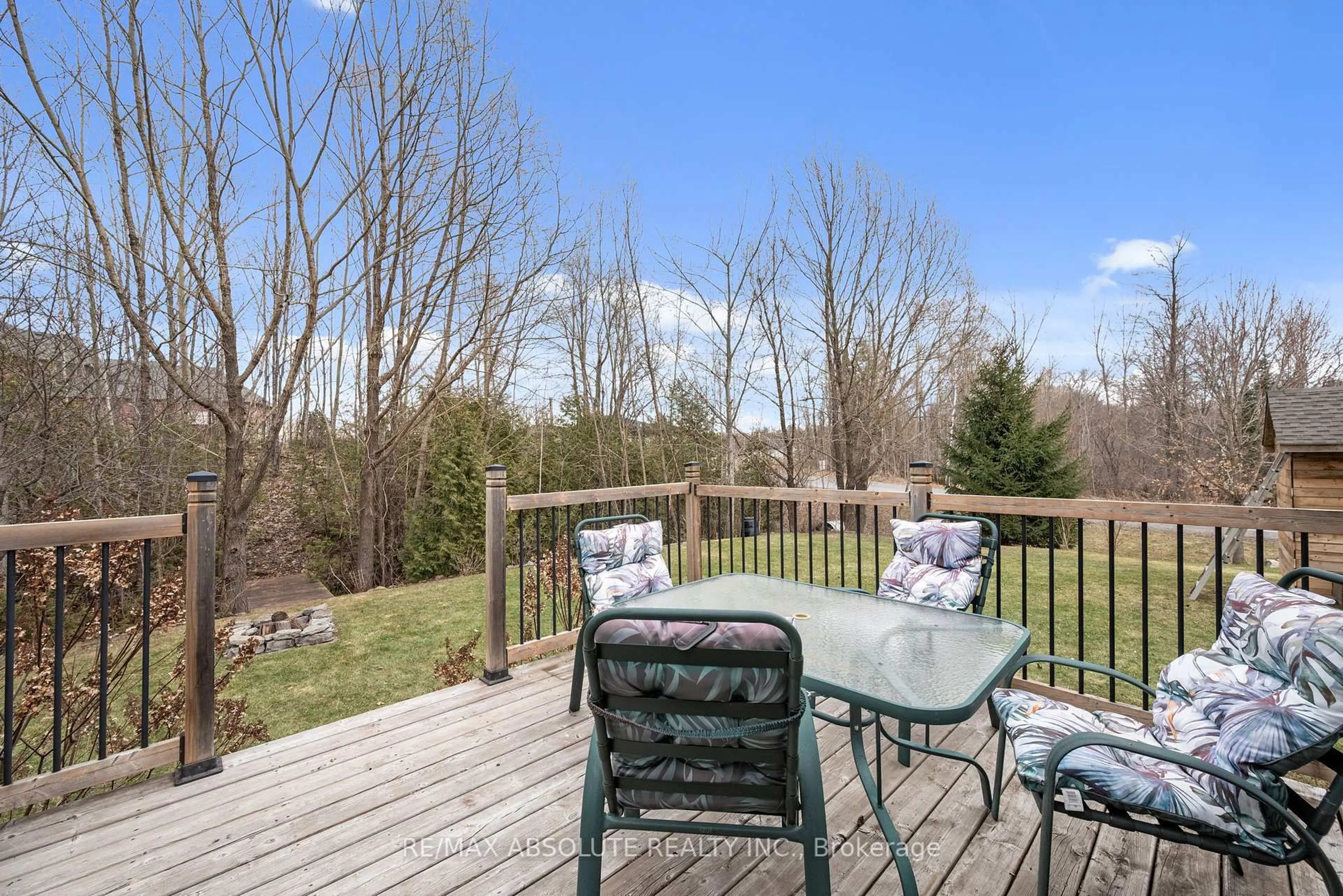 Patio, water/lake/river/ocean view for 1601 Shauna Cres, Ottawa Ontario K4P 1M8