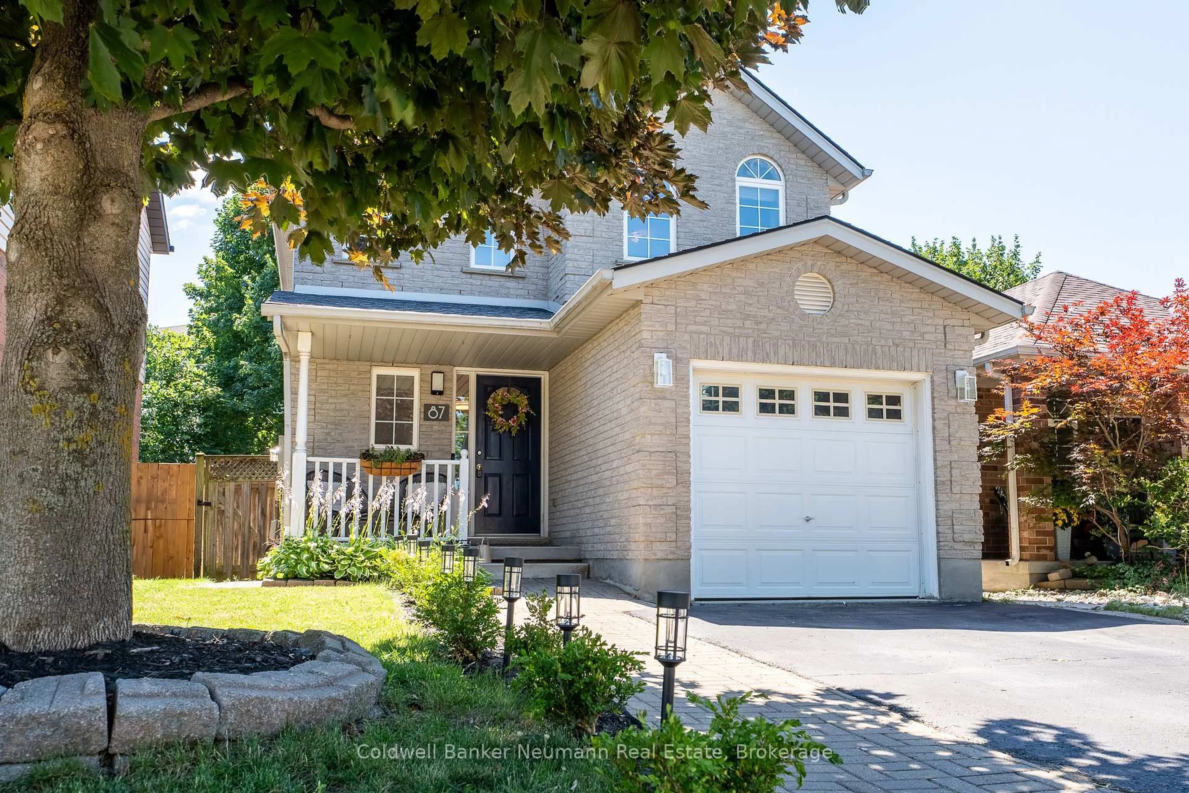 Home with brick exterior material, street for 87 Boulder Cres, Guelph Ontario N1G 5A1