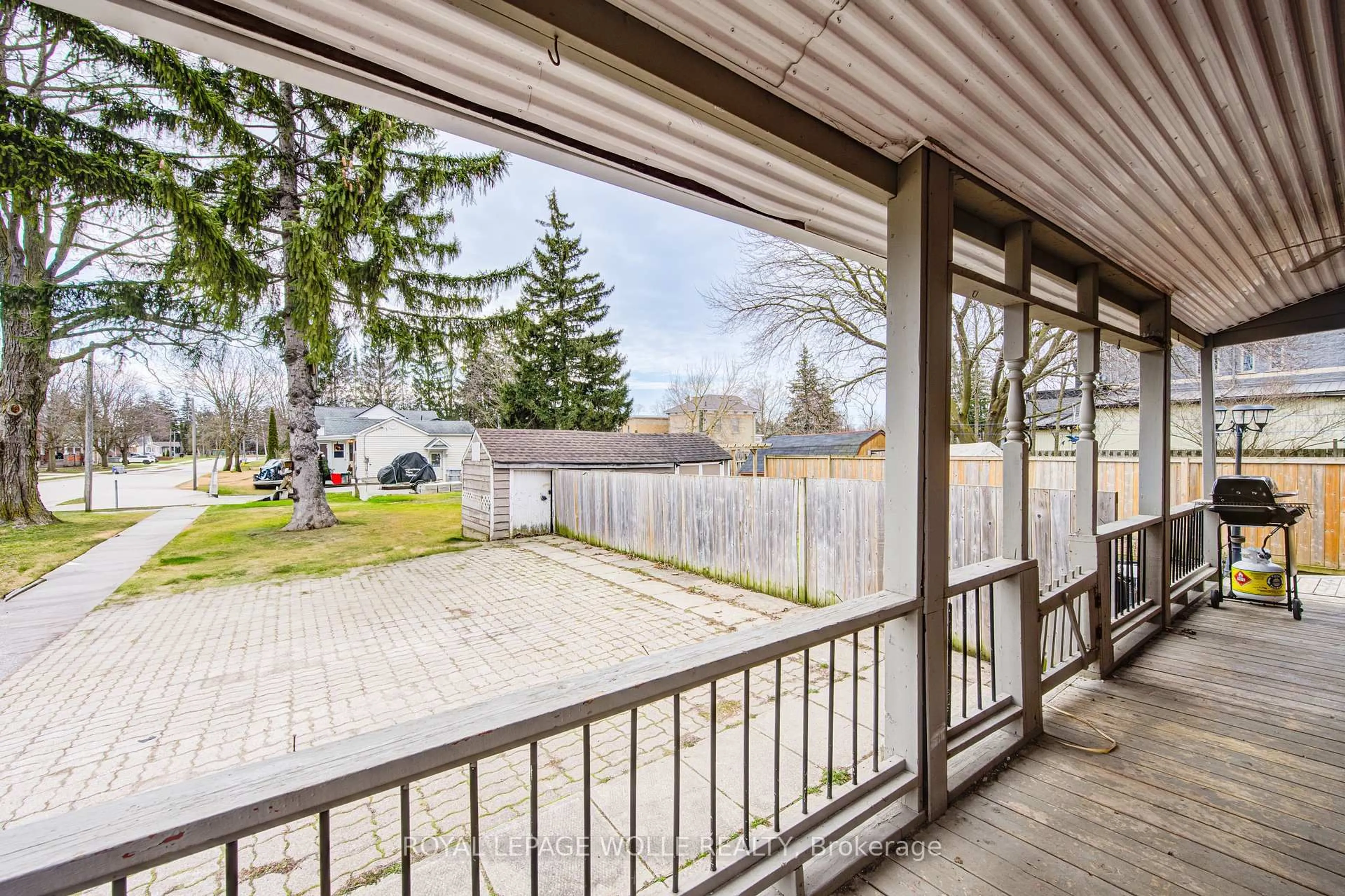 Patio, street for 137 Wellington St, West Perth Ontario N0K 1N0