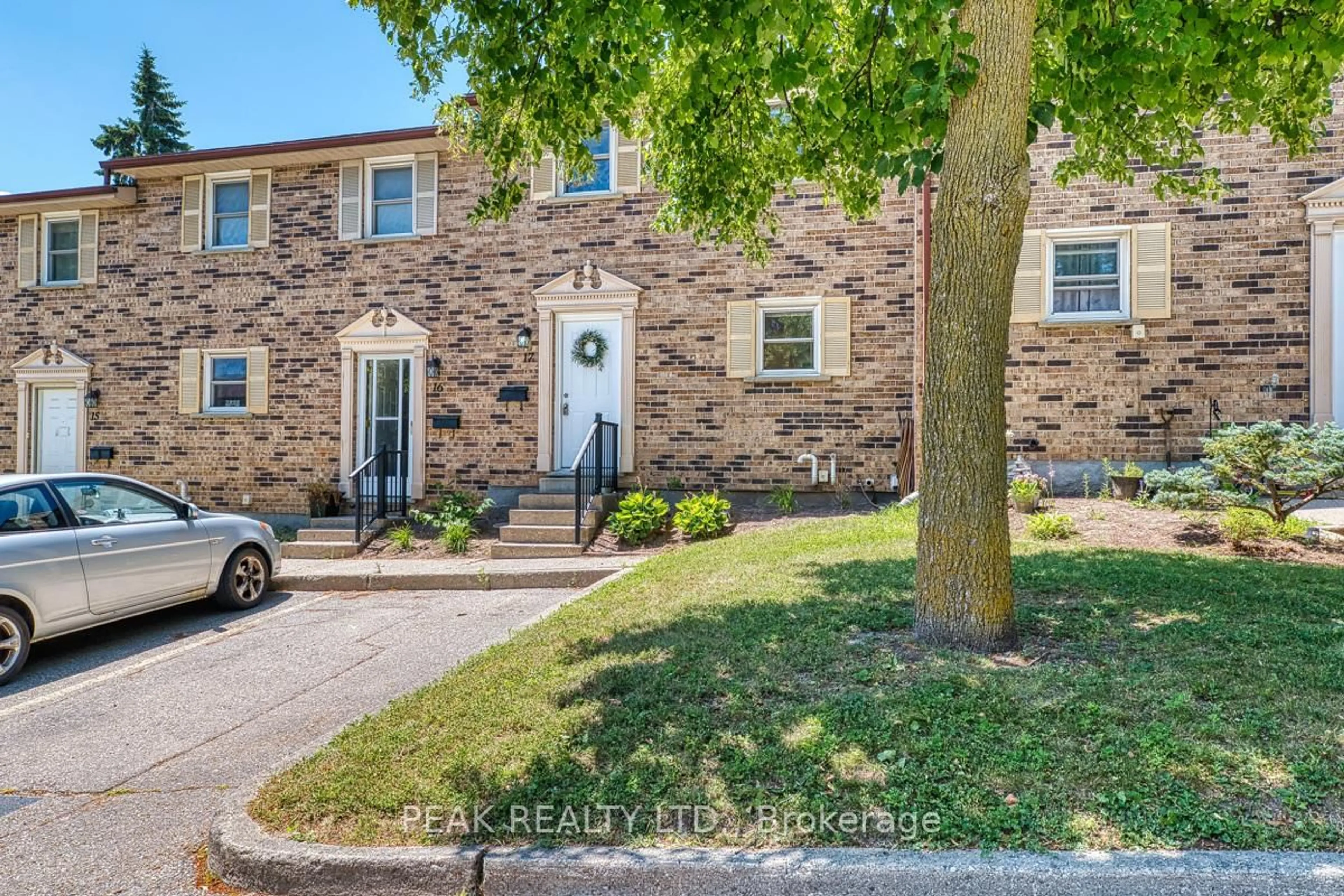Home with brick exterior material, street for 175 Cedar St #17, Cambridge Ontario N1S 4X8