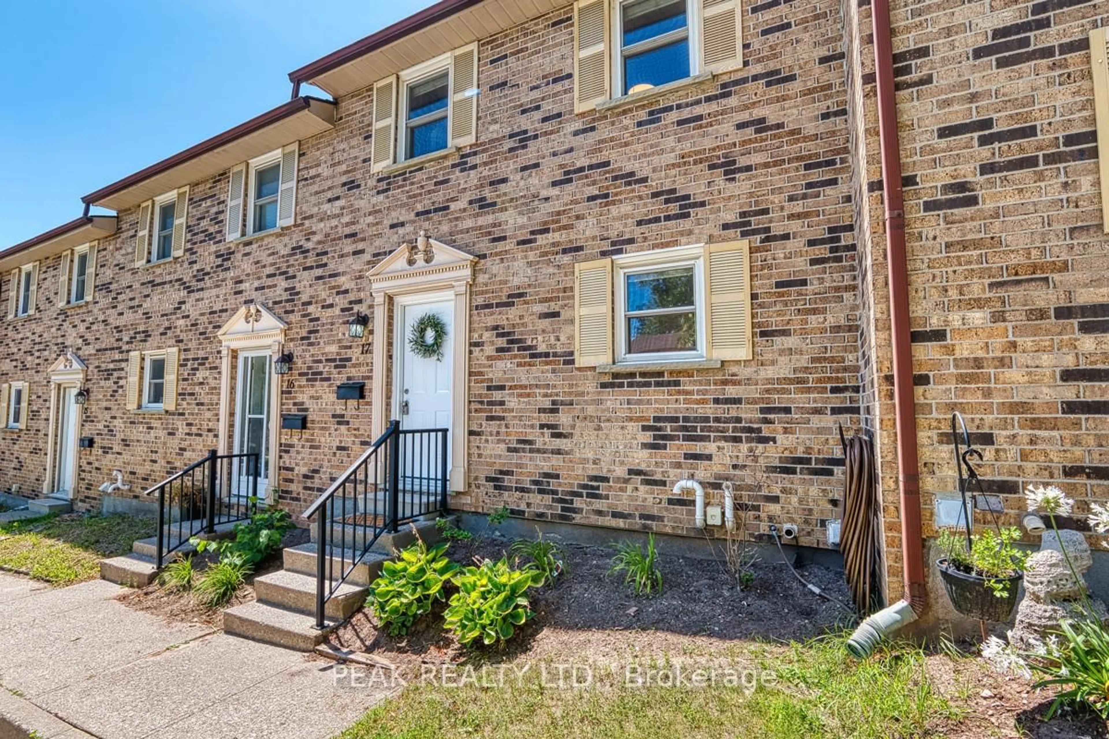 Home with brick exterior material, street for 175 Cedar St #17, Cambridge Ontario N1S 4X8
