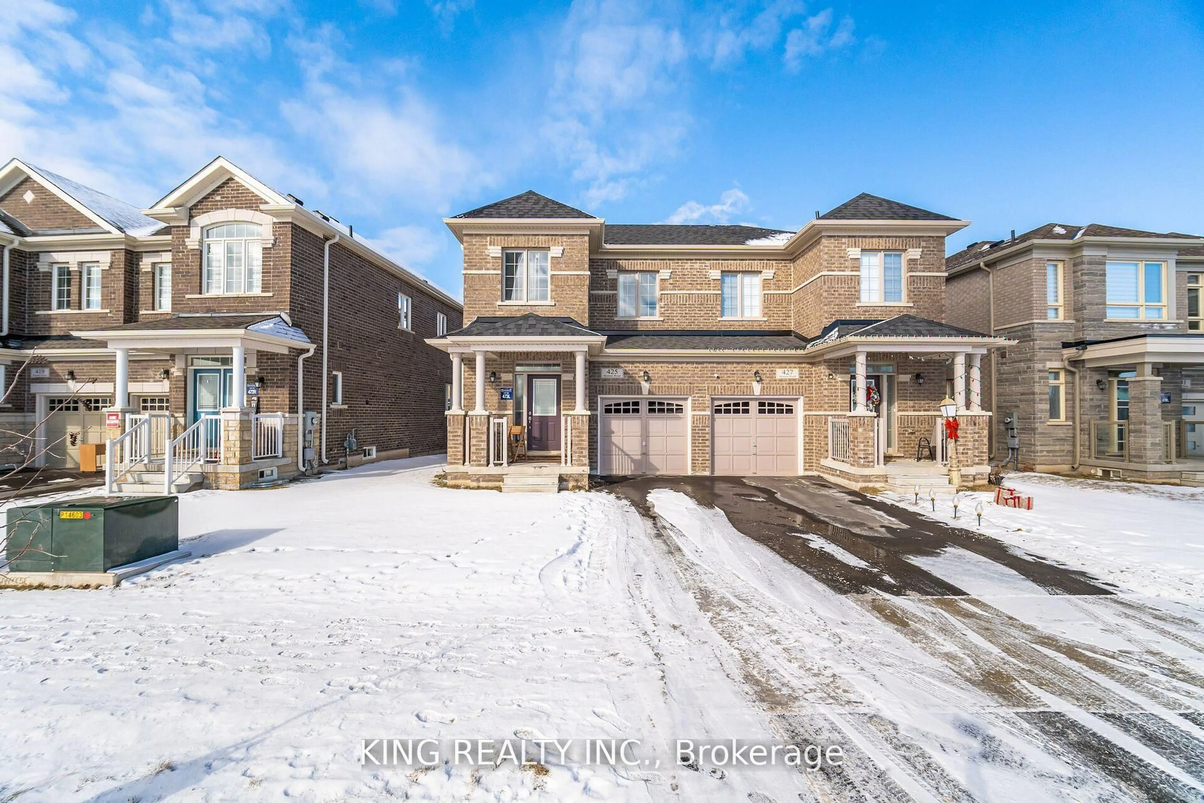 Unknown for 425 Skinner Rd, Hamilton Ontario L8B 1Z7
