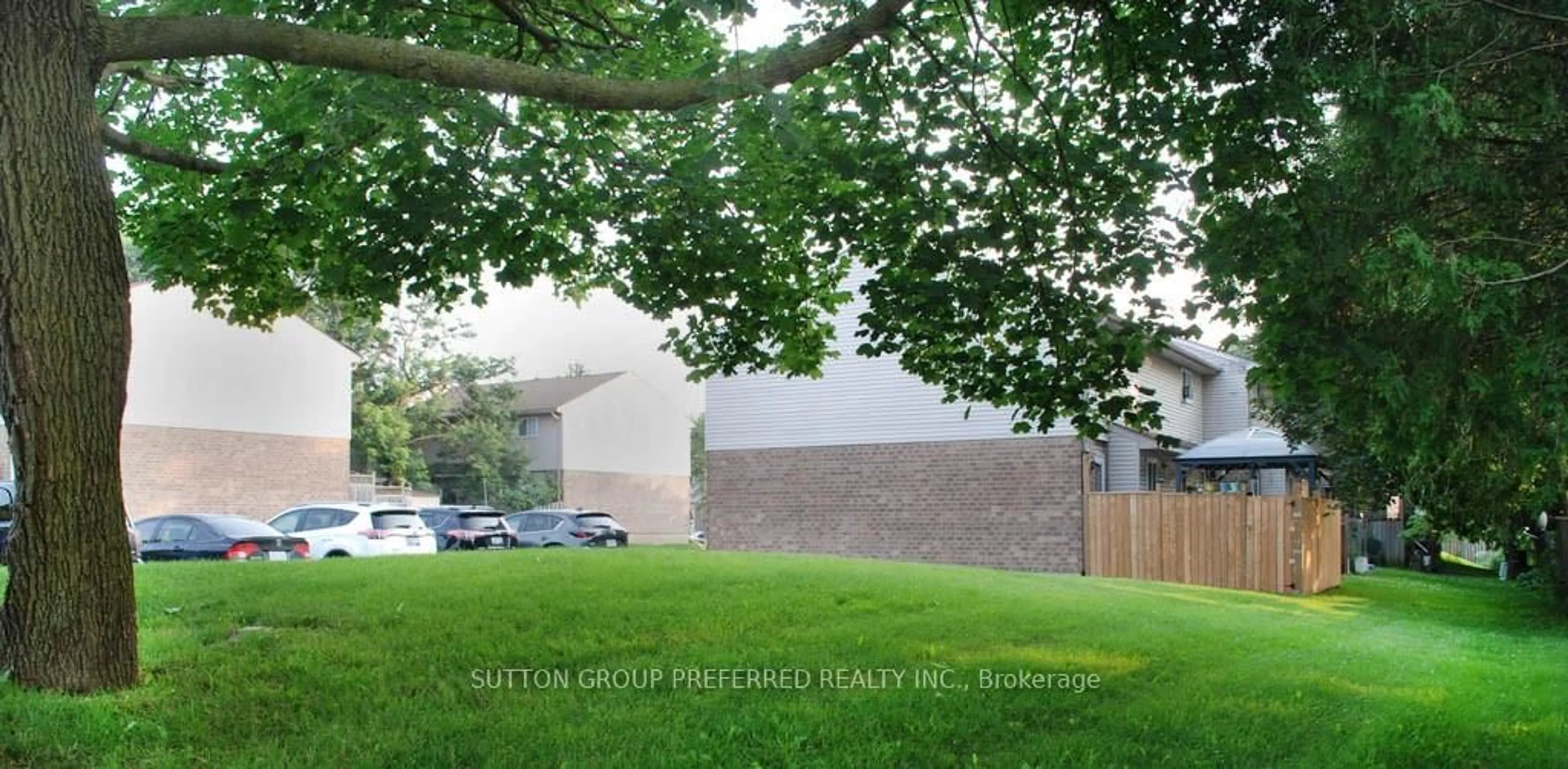 A pic from outside/outdoor area/front of a property/back of a property/a pic from drone, street for 311 Vesta Rd #6, London East Ontario N5Y 5J1
