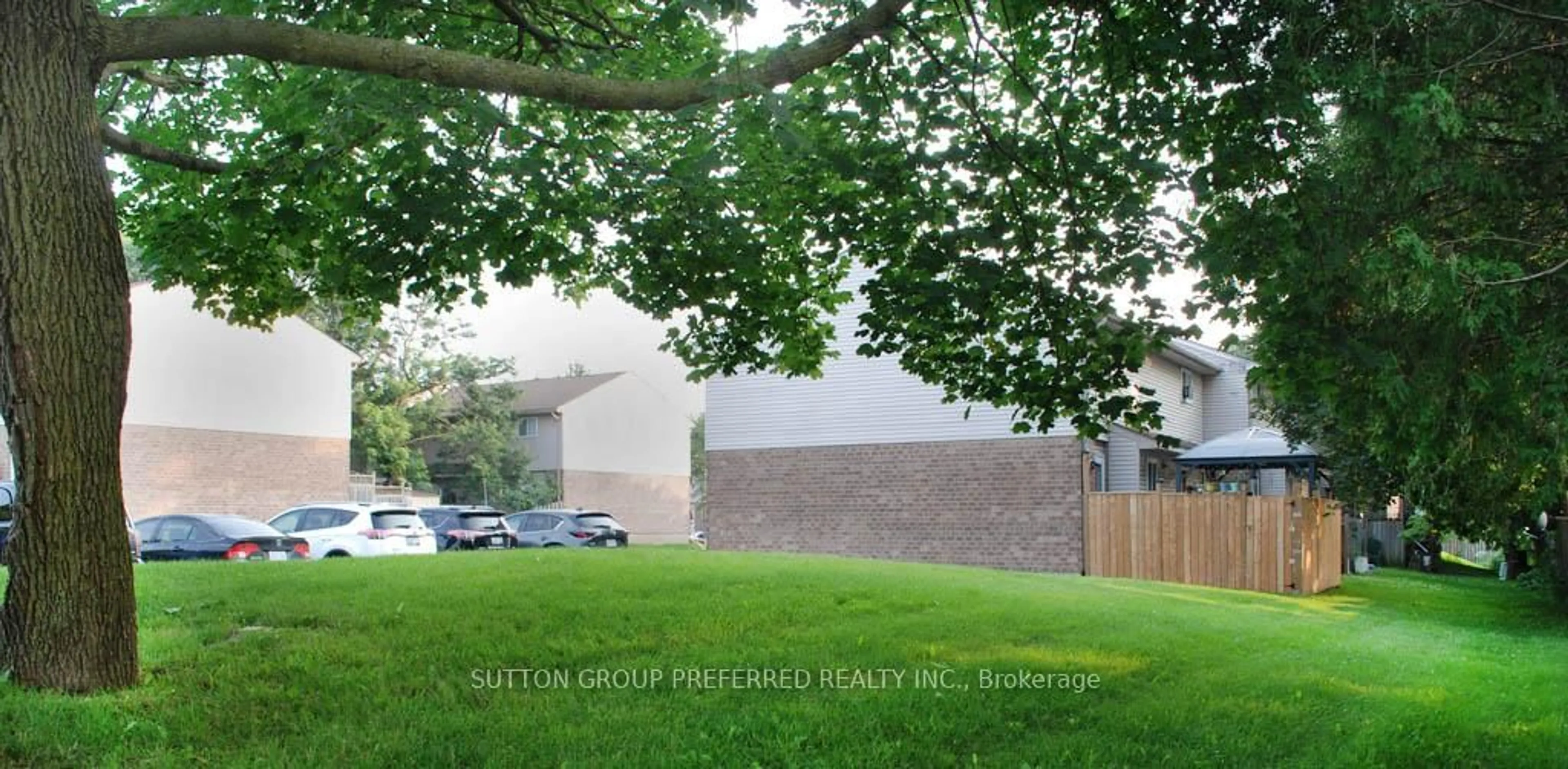 A pic from outside/outdoor area/front of a property/back of a property/a pic from drone, street for 311 Vesta Rd #6, London East Ontario N5Y 5J1