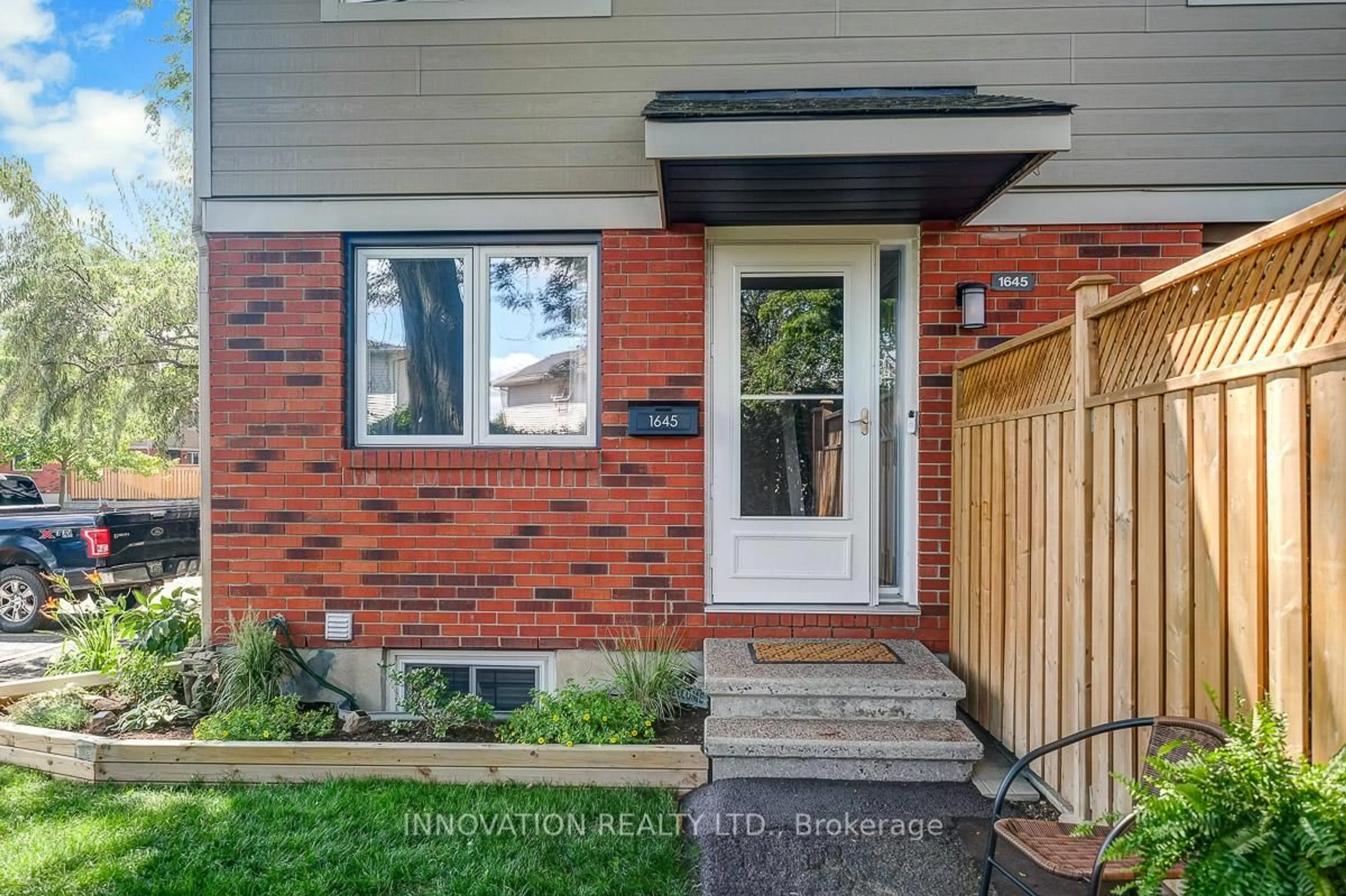 Home with brick exterior material, street for 1645 Du Sommet Pl, Ottawa Ontario K1C 4Z9