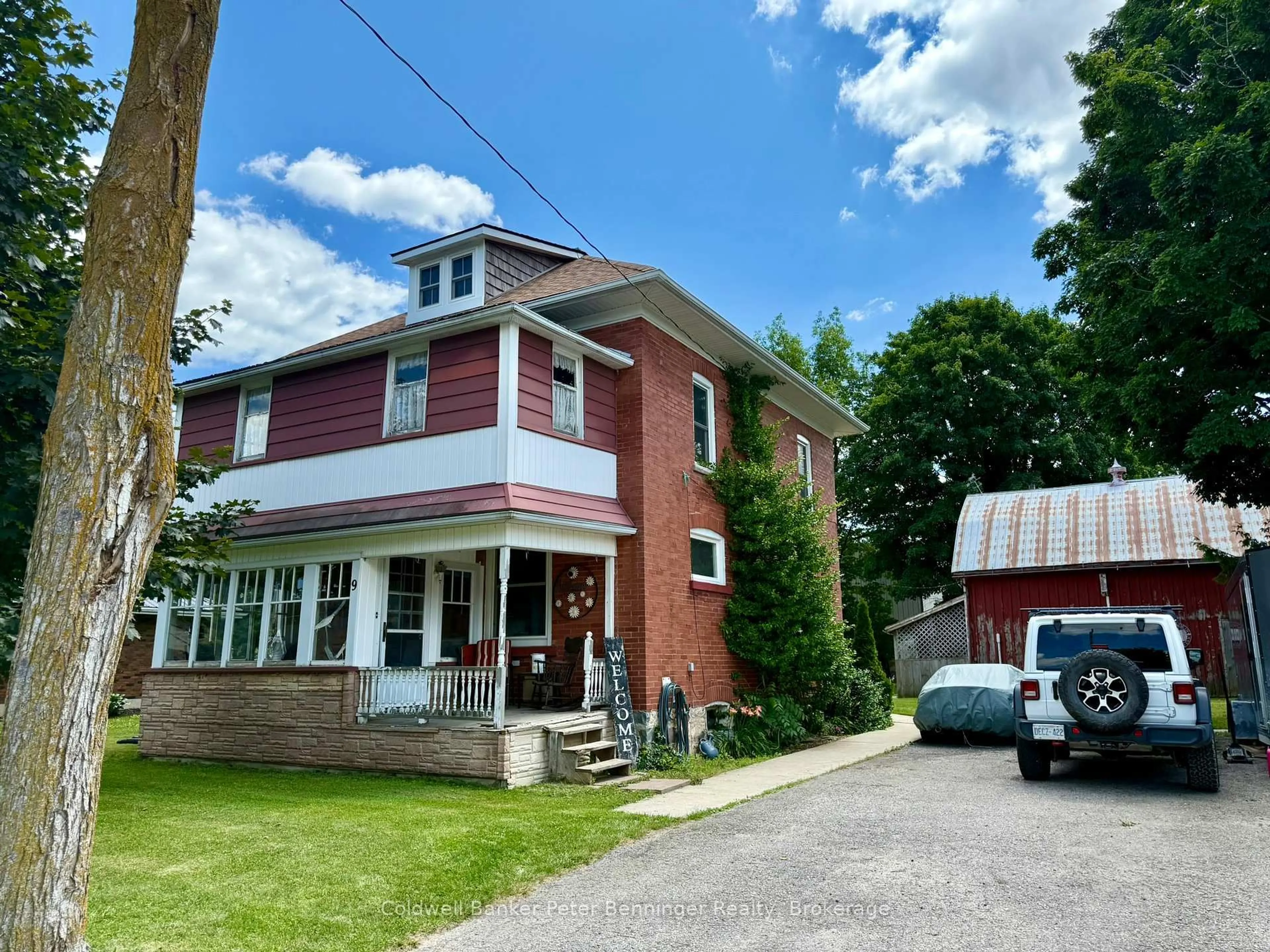 A pic from outside/outdoor area/front of a property/back of a property/a pic from drone, street for 9 Wragge St, South Bruce Ontario N0G 2S0