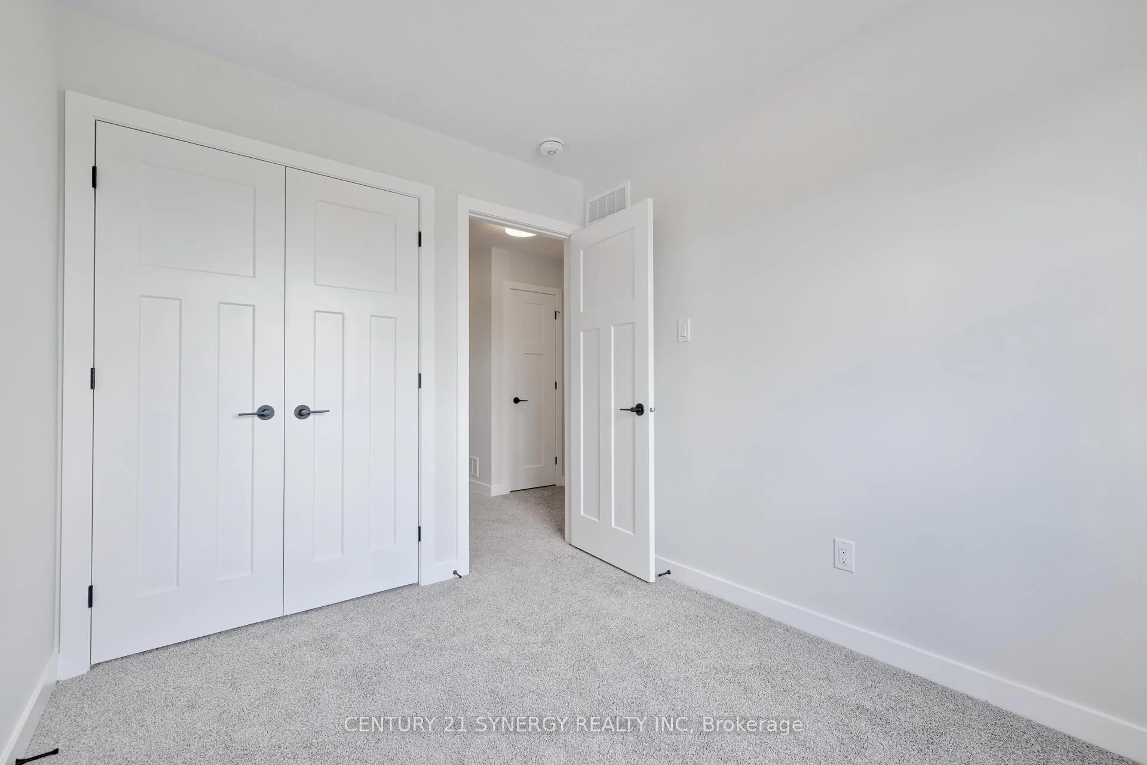 A pic of a room for 17 HELEN St, North Stormont Ontario K0A 1R0