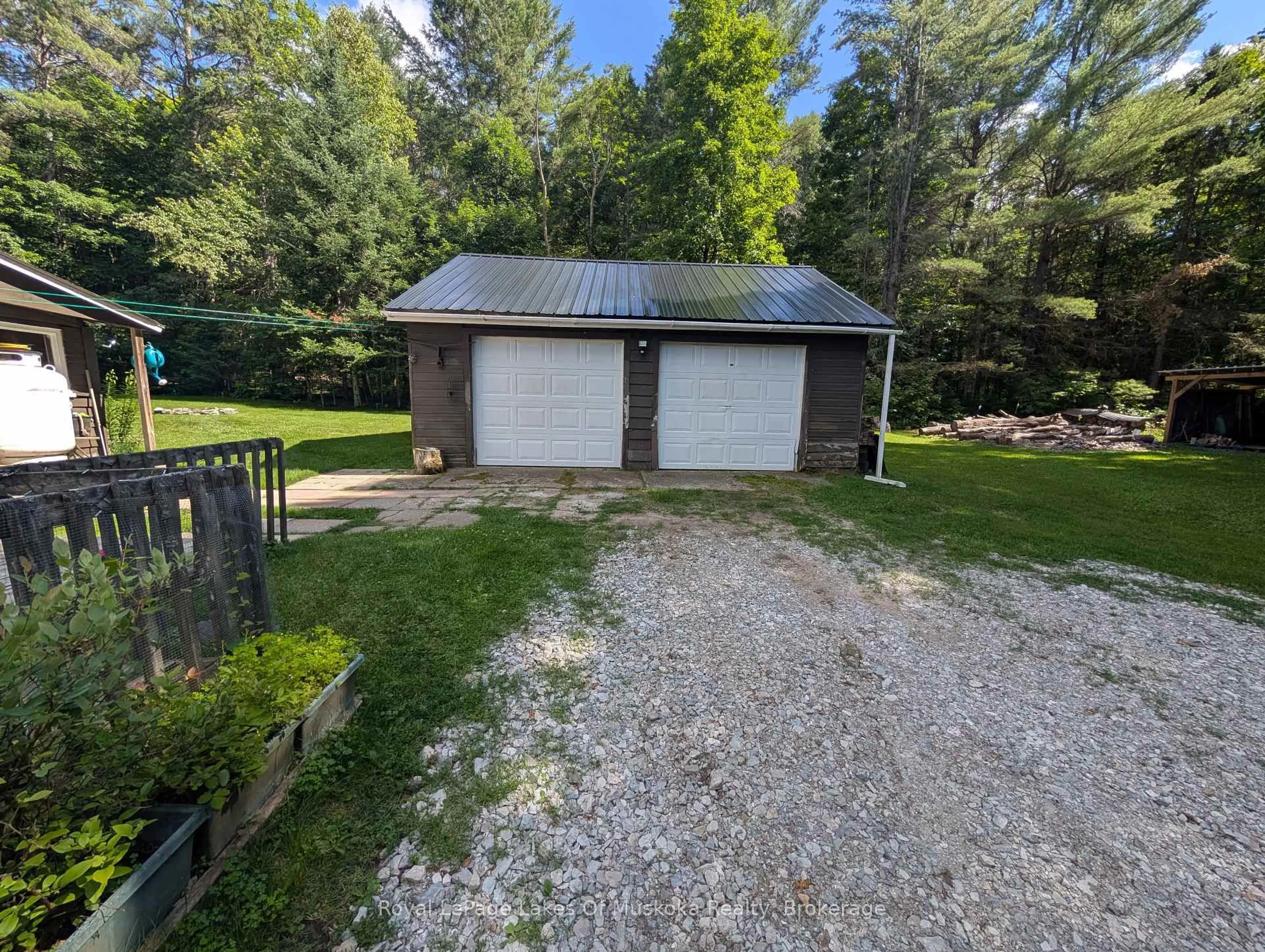 Shed for 785 518 Highway, Perry Ontario P0A 1J0