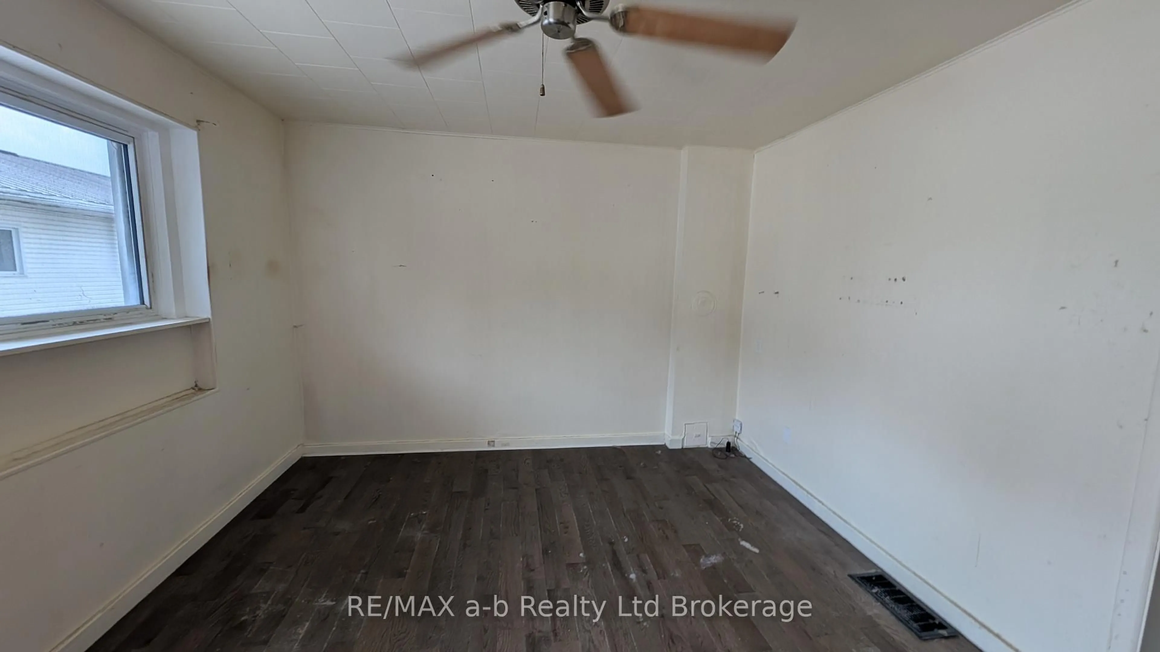 A pic of a room for 595767 Highway 59, R.R. #6 Rd, East Zorra-Tavistock Ontario N4S 7W1