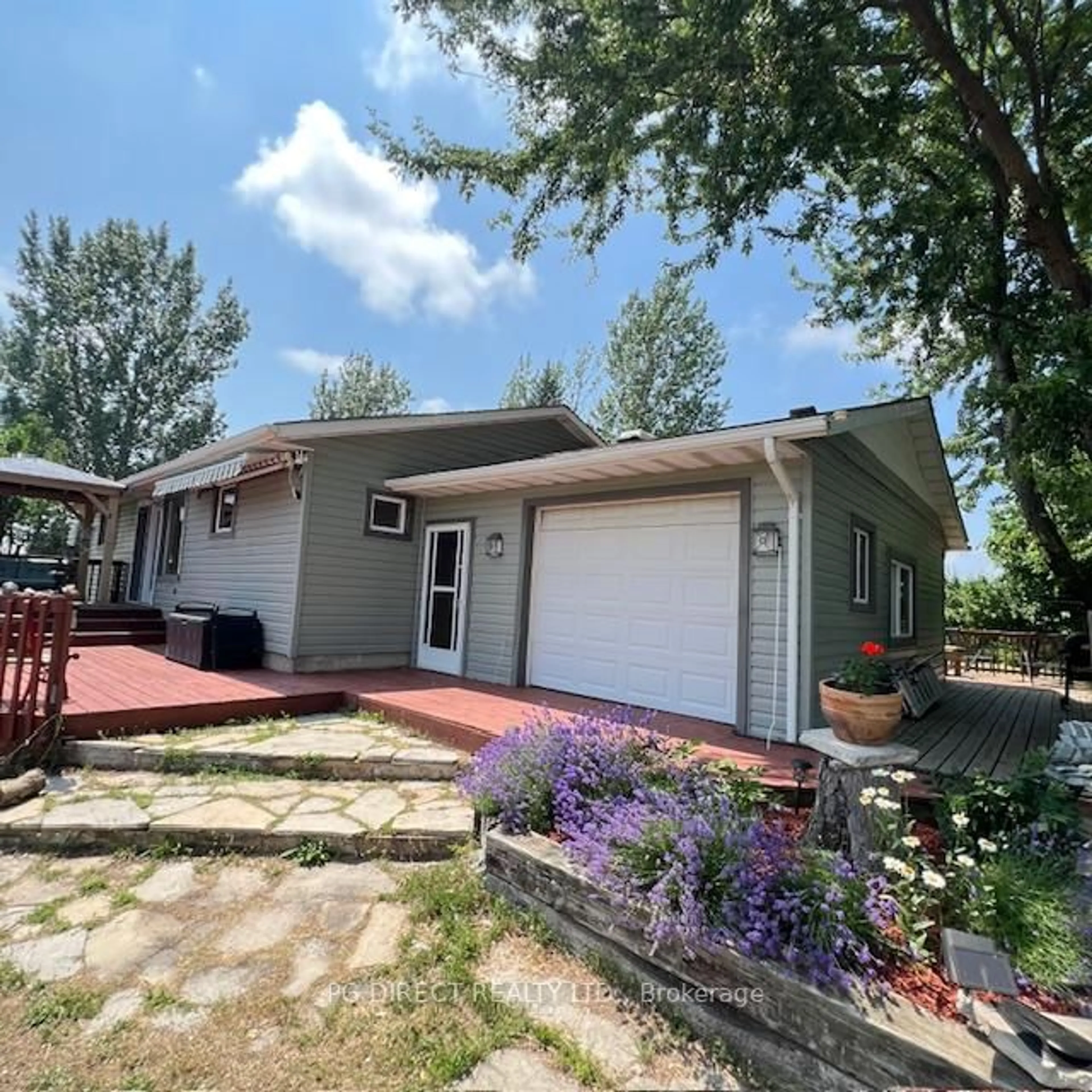 Home with vinyl exterior material, street for 3932 Bruce Road 6, Huron-Kinloss Ontario N0G 2R0