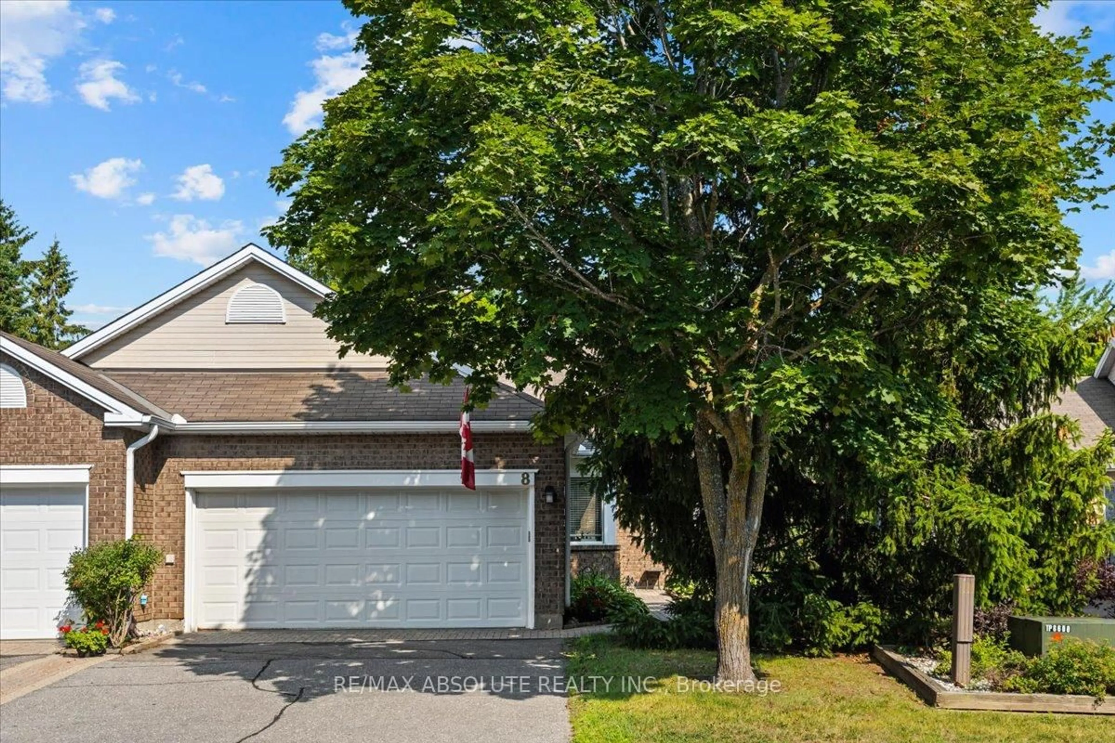 Unknown for 8 Pine Needles Crt, Ottawa Ontario K2S 1G5