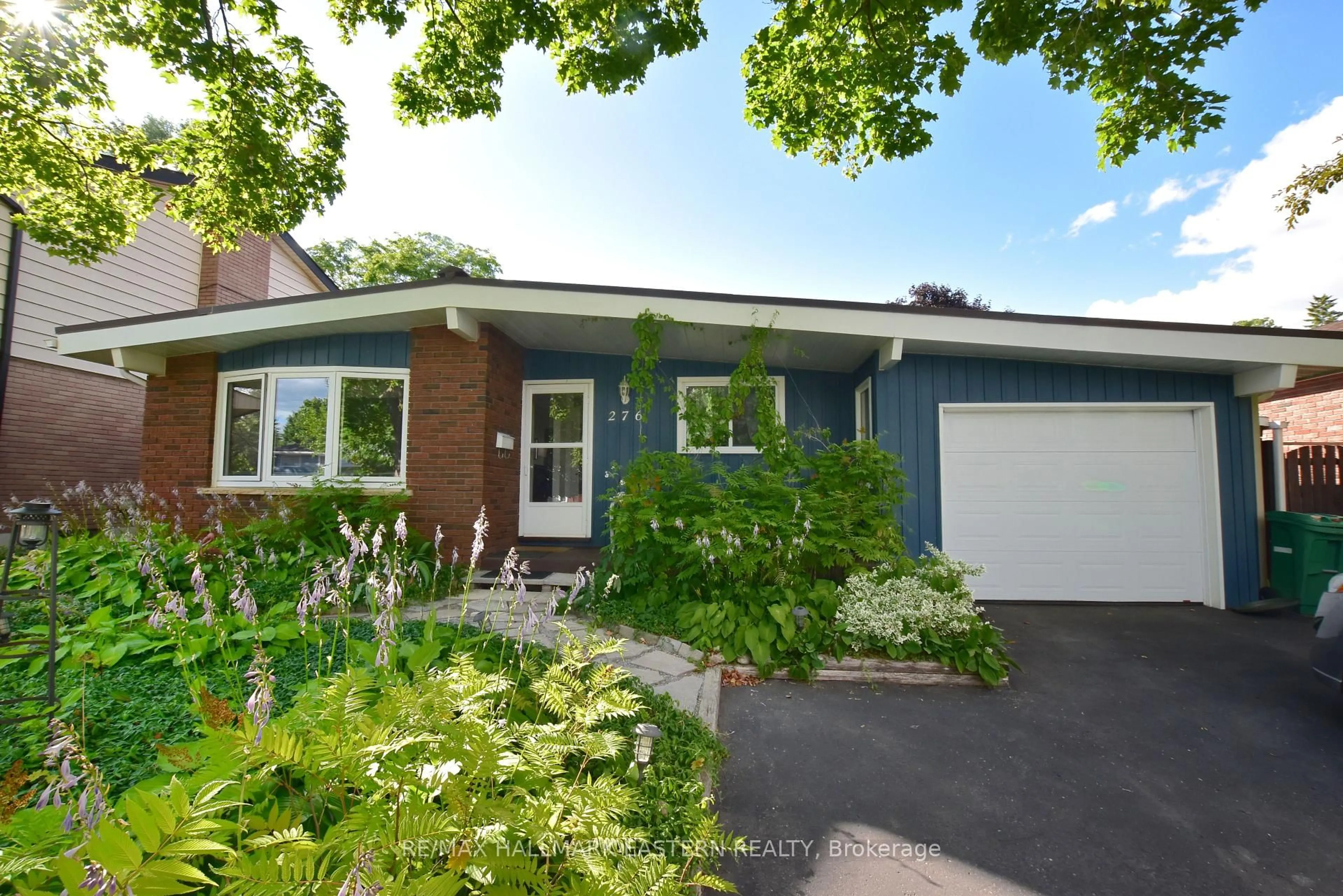 Home with brick exterior material, street for 276 Greenlawn Ave, Peterborough North Ontario K9H 5K8
