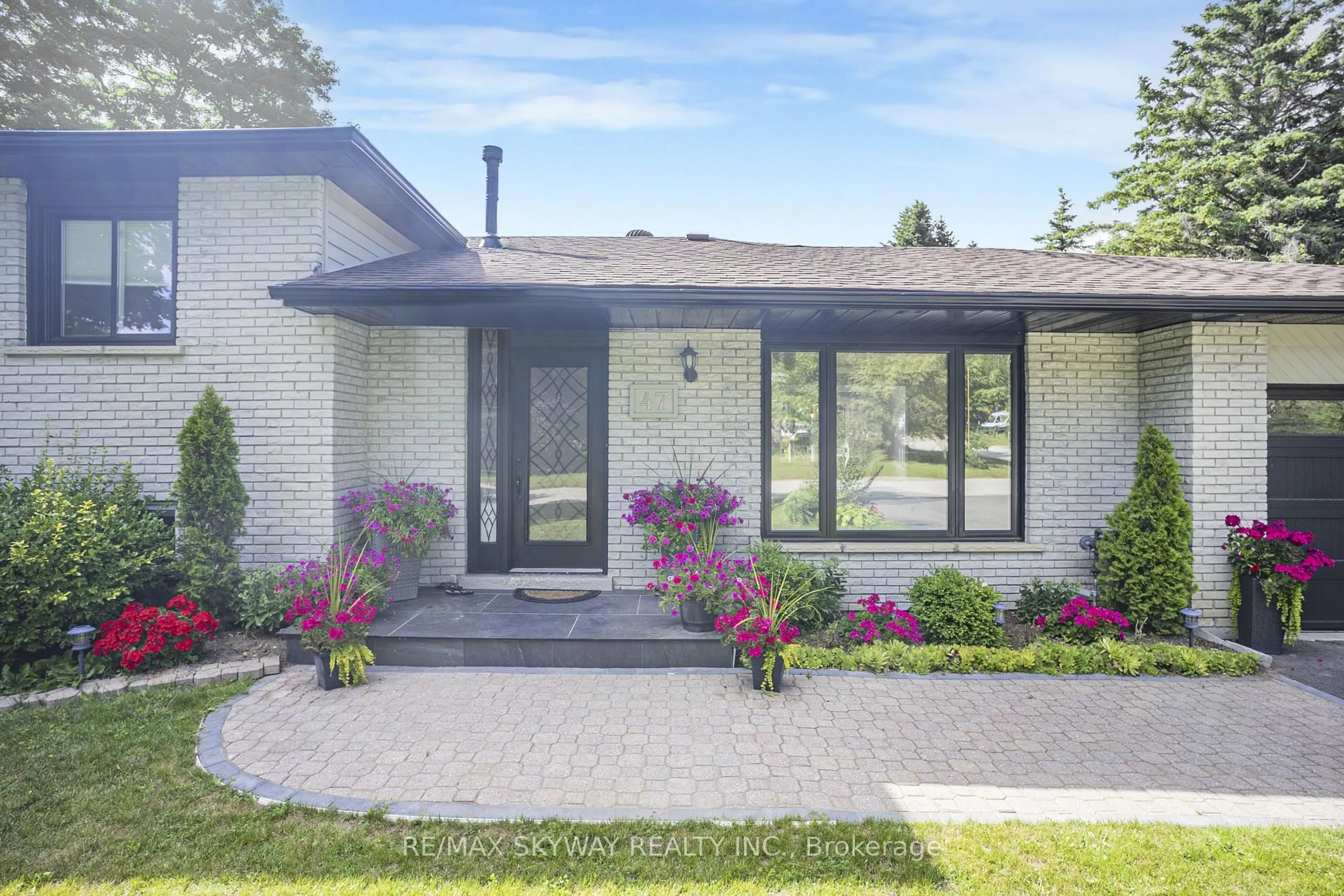 Home with brick exterior material, street for 47 Erin Heights Dr, Erin Ontario N0B 1T0