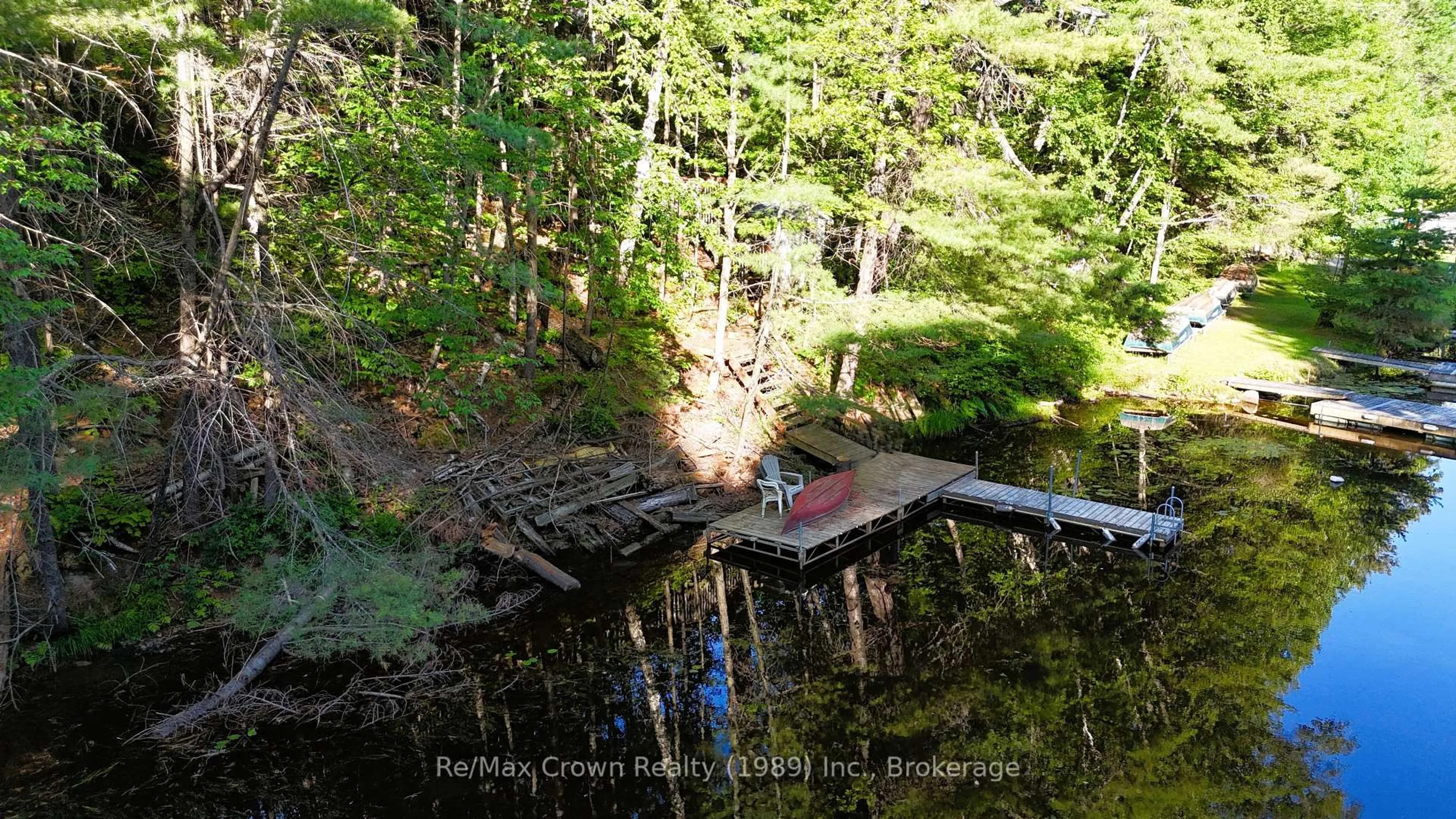 A pic from outside/outdoor area/front of a property/back of a property/a pic from drone, water/lake/river/ocean view for 287 Chapman's Landing Rd Rd, Nipissing Ontario P0H 1W0