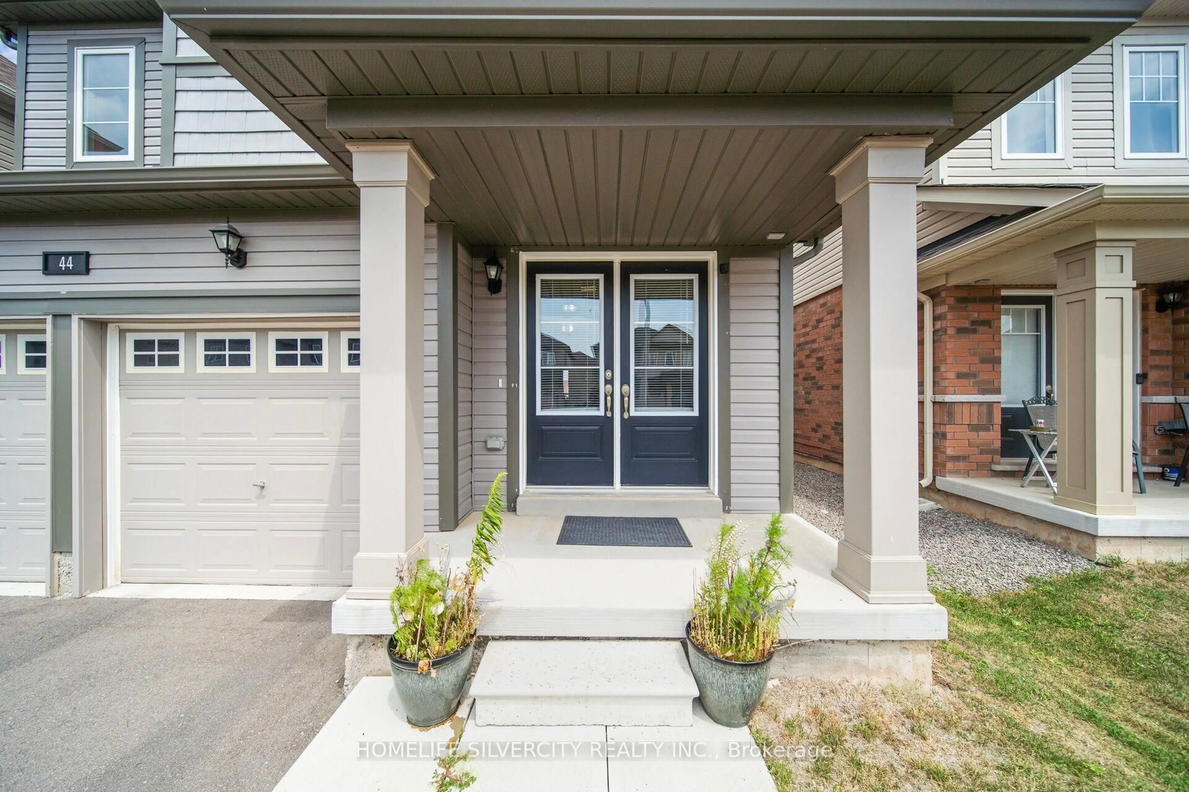 Unknown for 44 Cottonwood Cres, Welland Ontario L3B 0J4