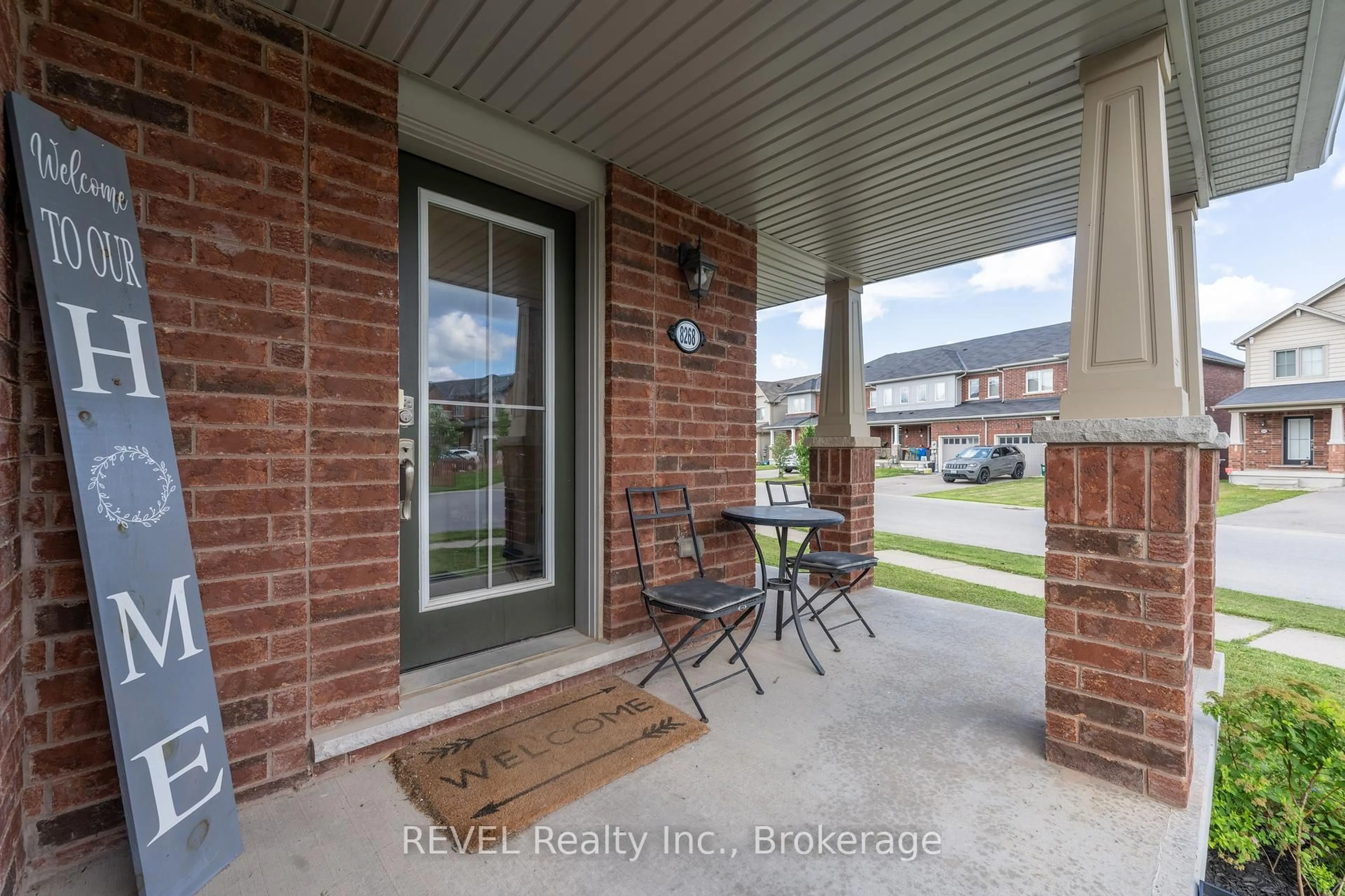 Unknown for 8268 TULIP TREE Dr, Niagara Falls Ontario L2H 0N4