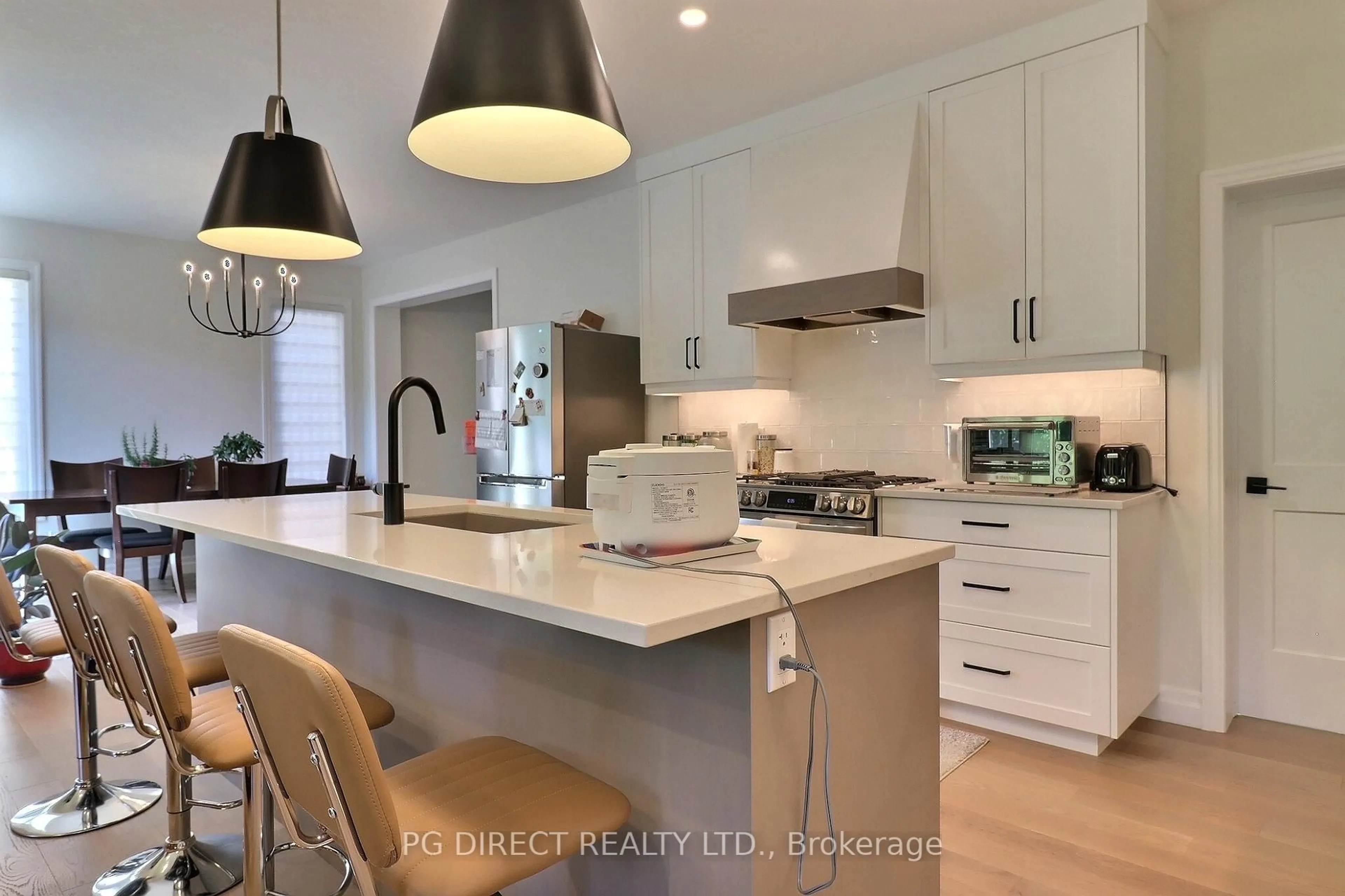 Open concept kitchen, unknown for 82 Livingston Dr, Tillsonburg Ontario N4J 0J3