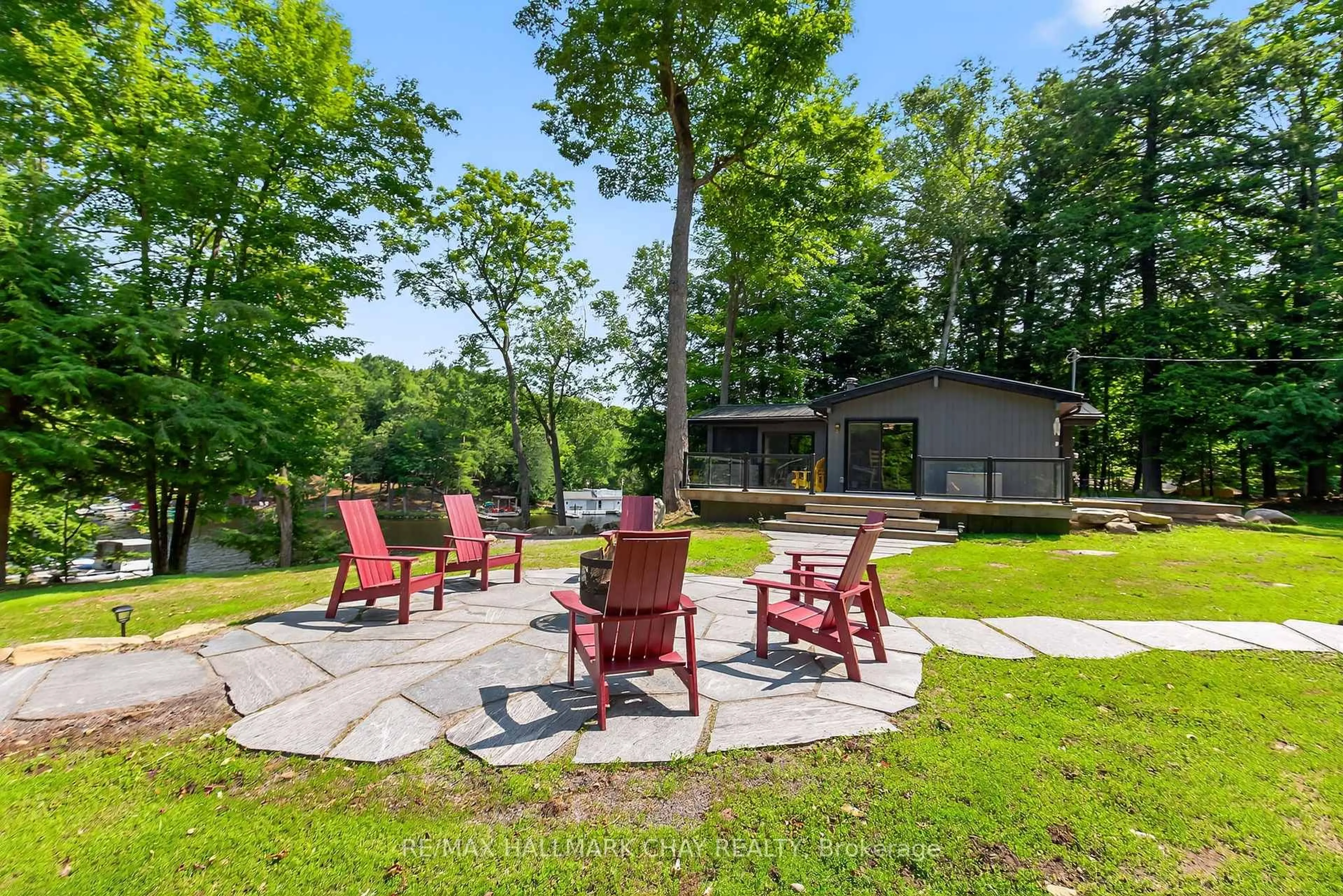 Patio, water/lake/river/ocean view for 1054 Eilean Gowan Island, Bracebridge Ontario P1L 1R6
