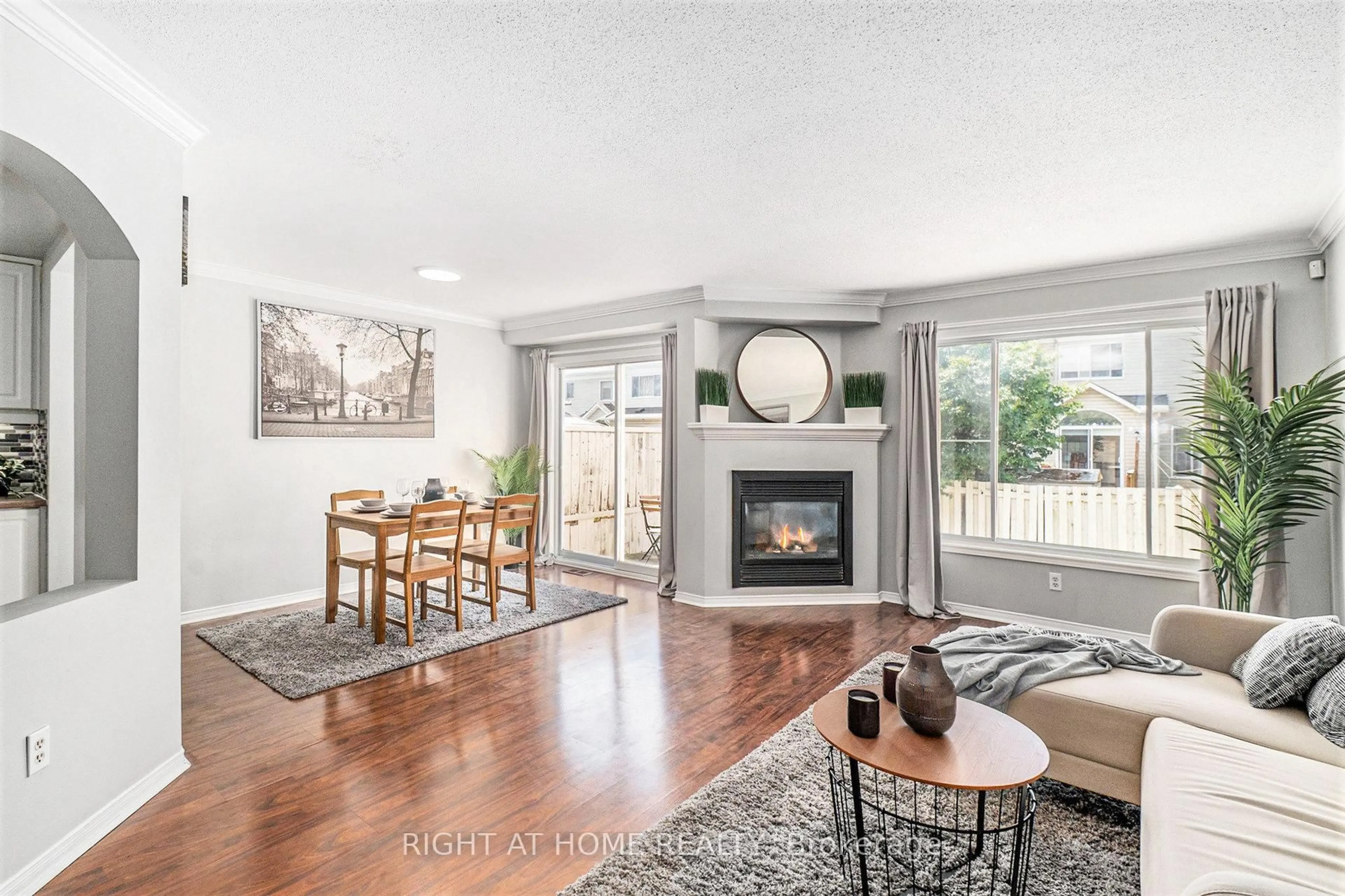 Living room with furniture, unknown for 2090 Assomption St, Ottawa Ontario K4A 4K1