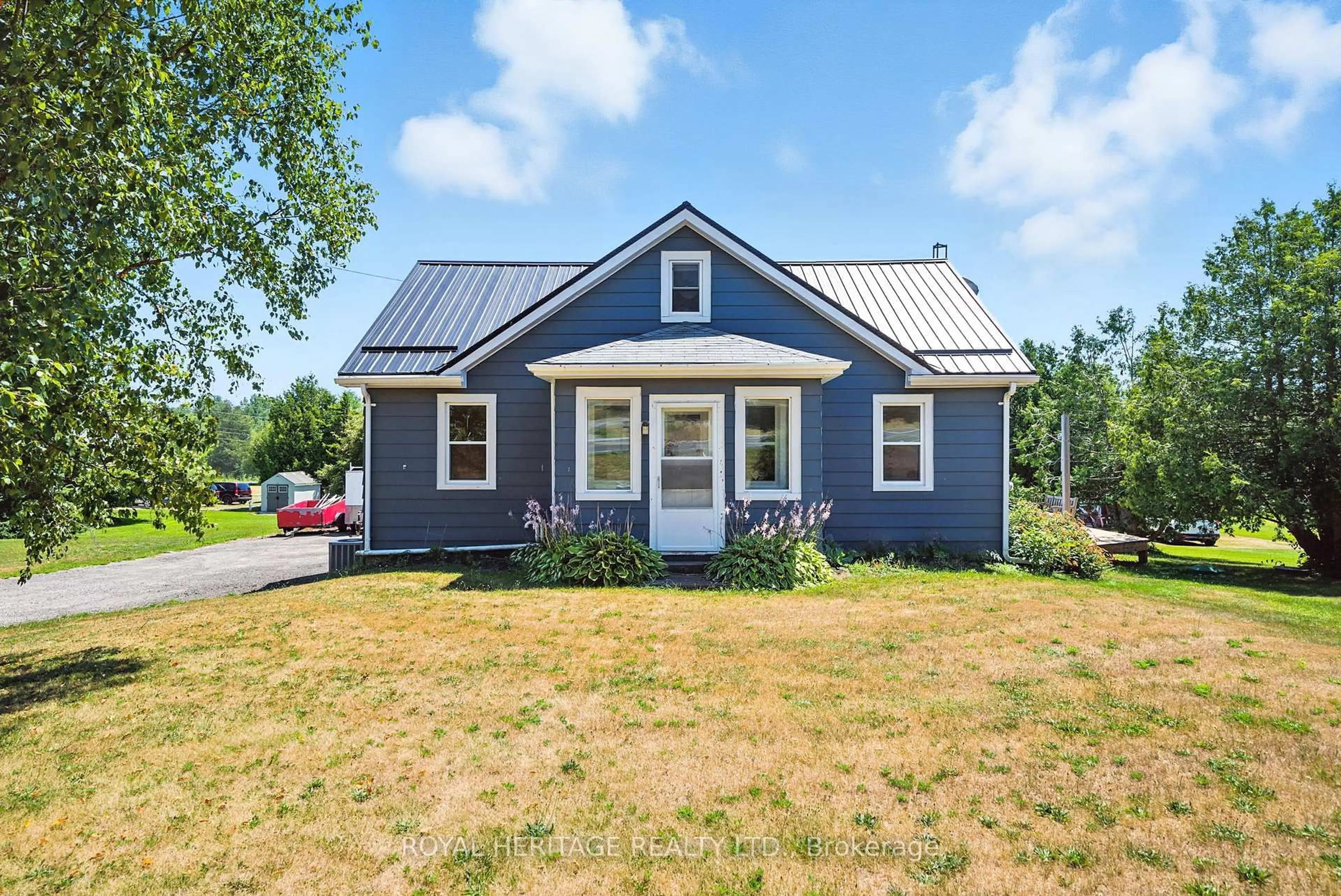 Home with vinyl exterior material, building for 12959 County 2 Rd, Cramahe Ontario K0K 1S0