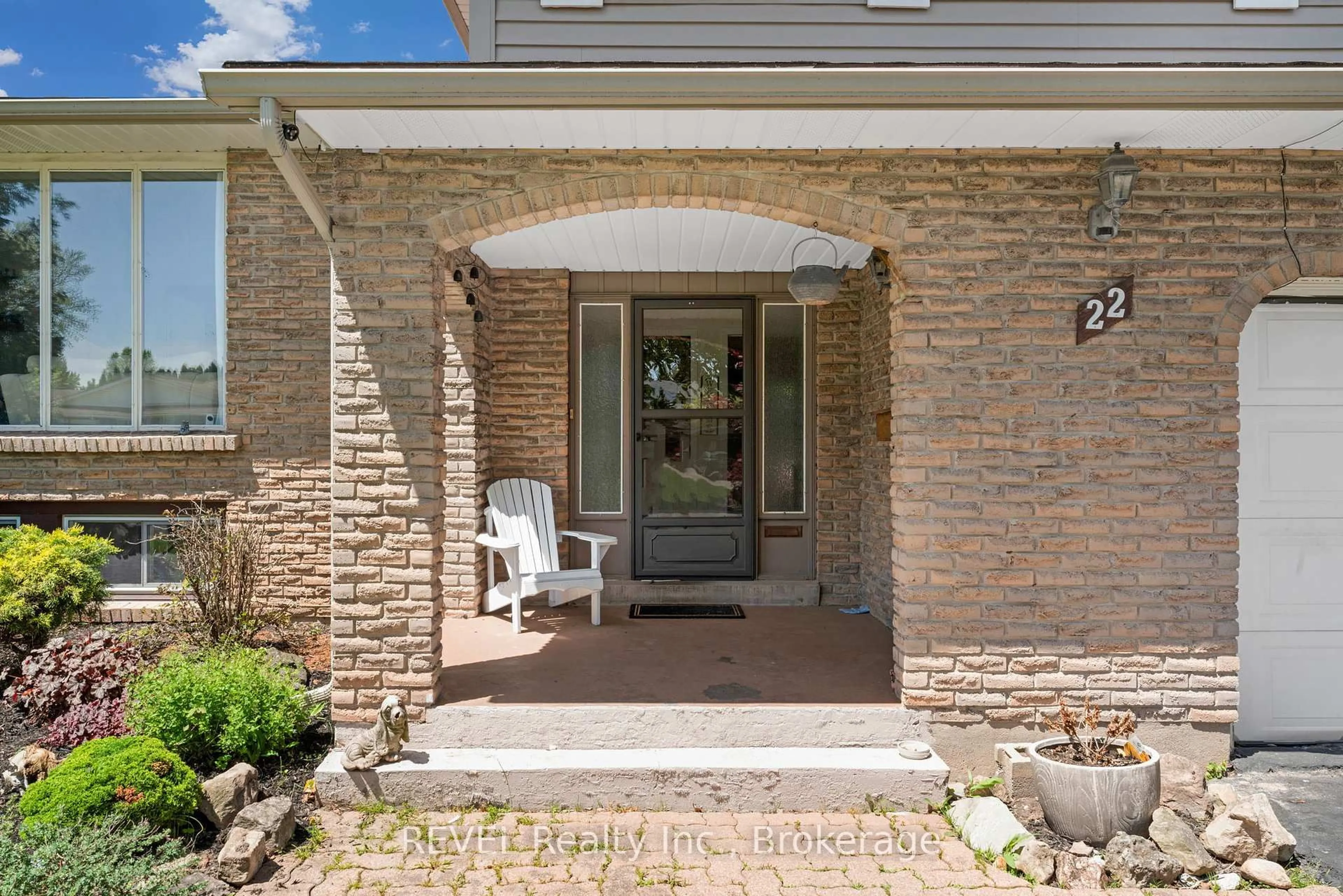 Home with brick exterior material, street for 22 Mccoll Dr, Welland Ontario L3C 3L7