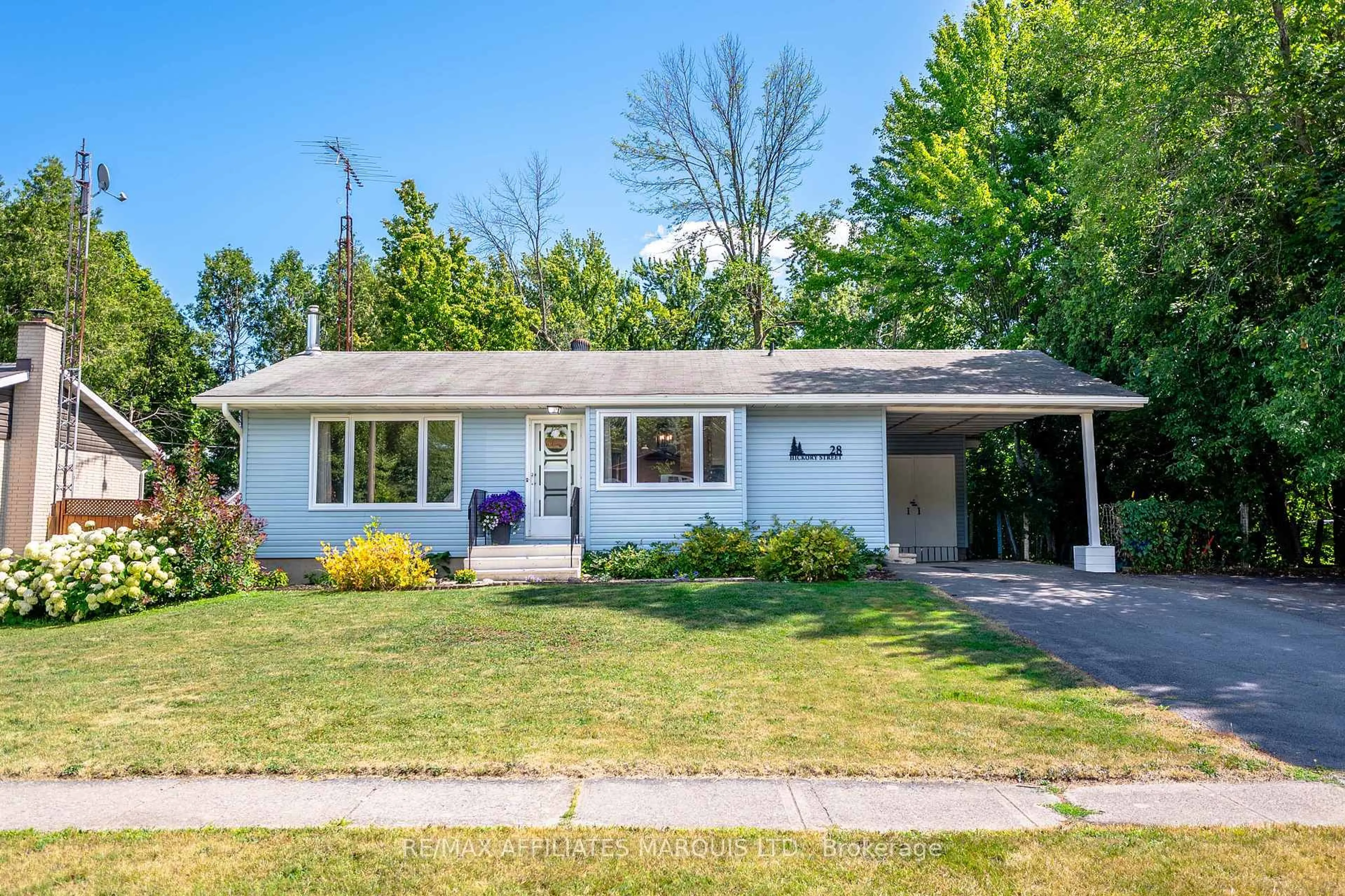 Home with vinyl exterior material, street for 28 Hickory St, South Stormont Ontario K0C 1M0